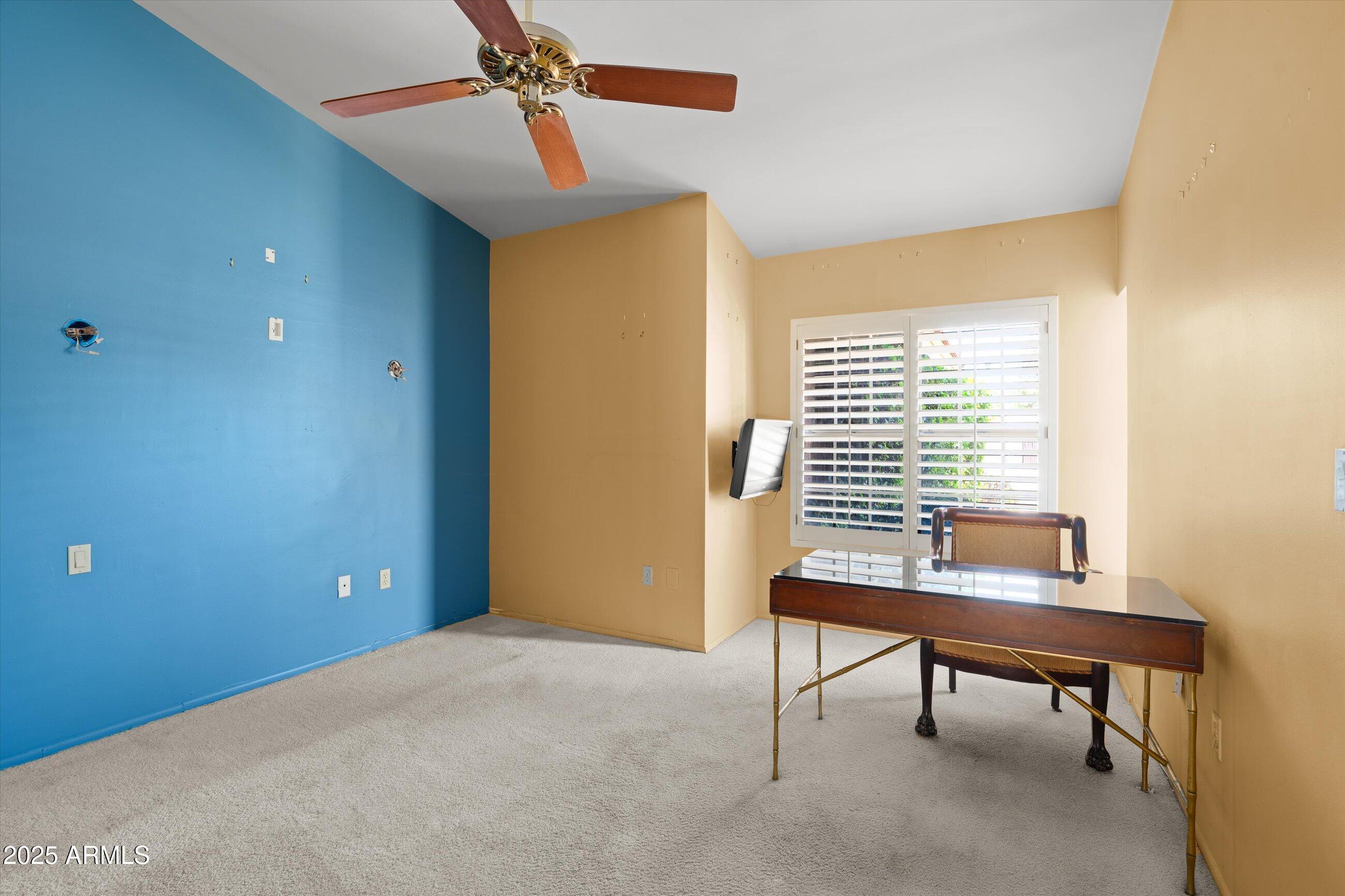 10052 N 76TH Place