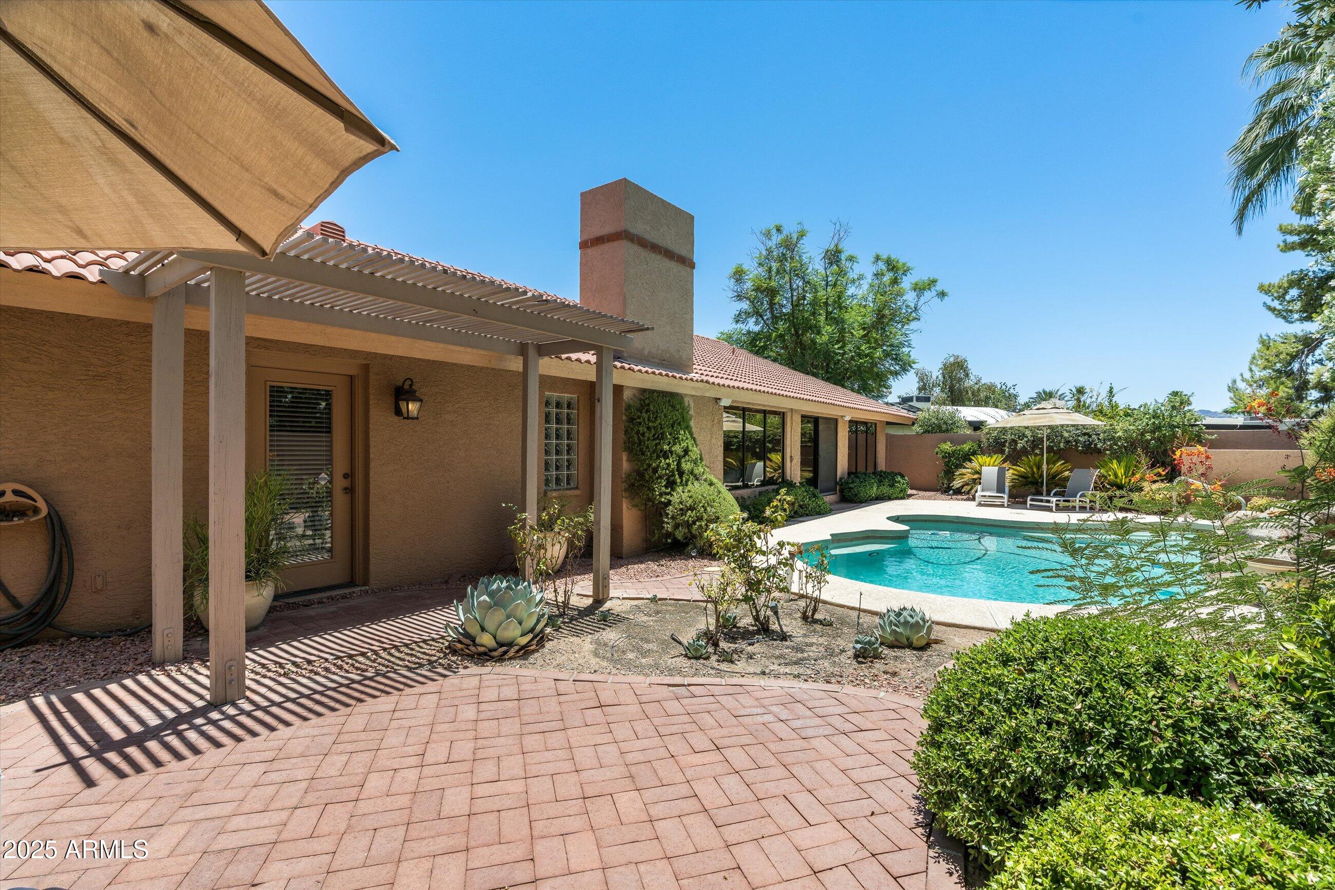 10052 N 76TH Place
