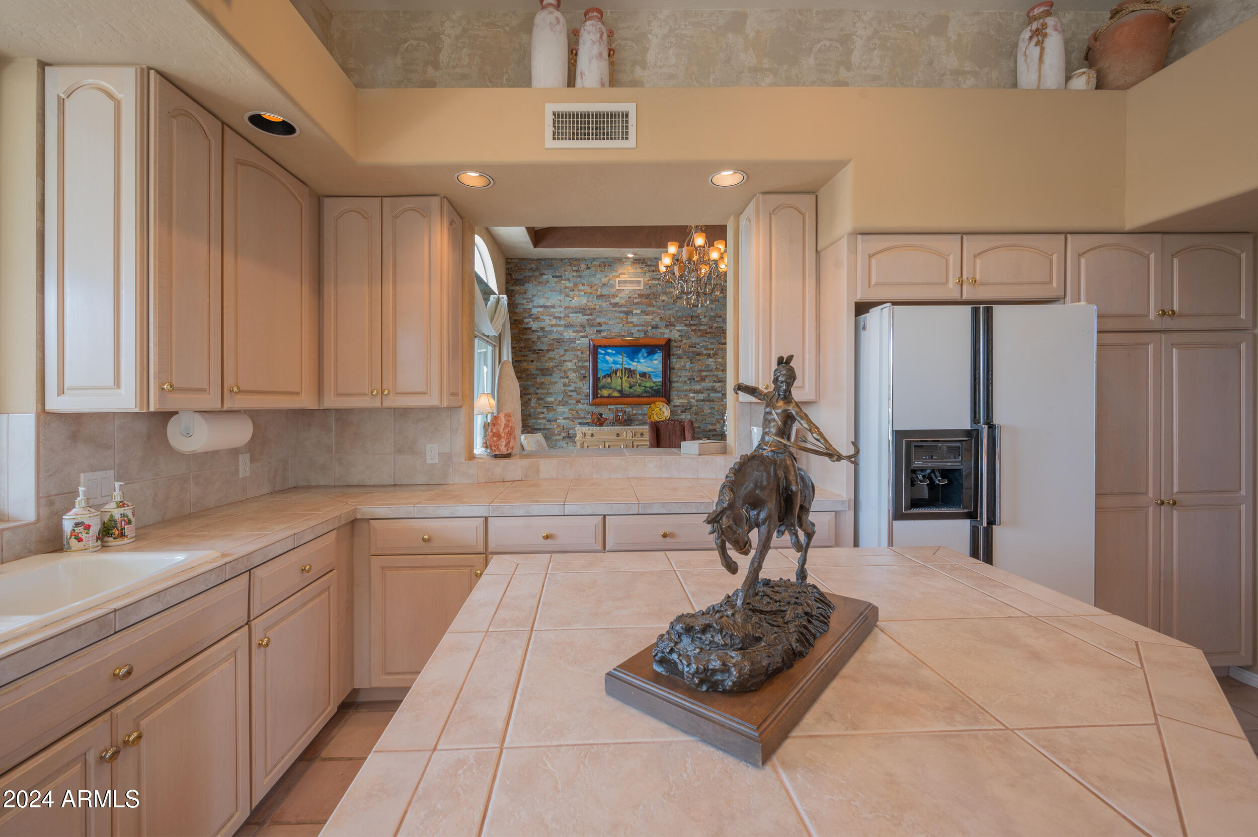 10326 E BUCKSKIN Trail