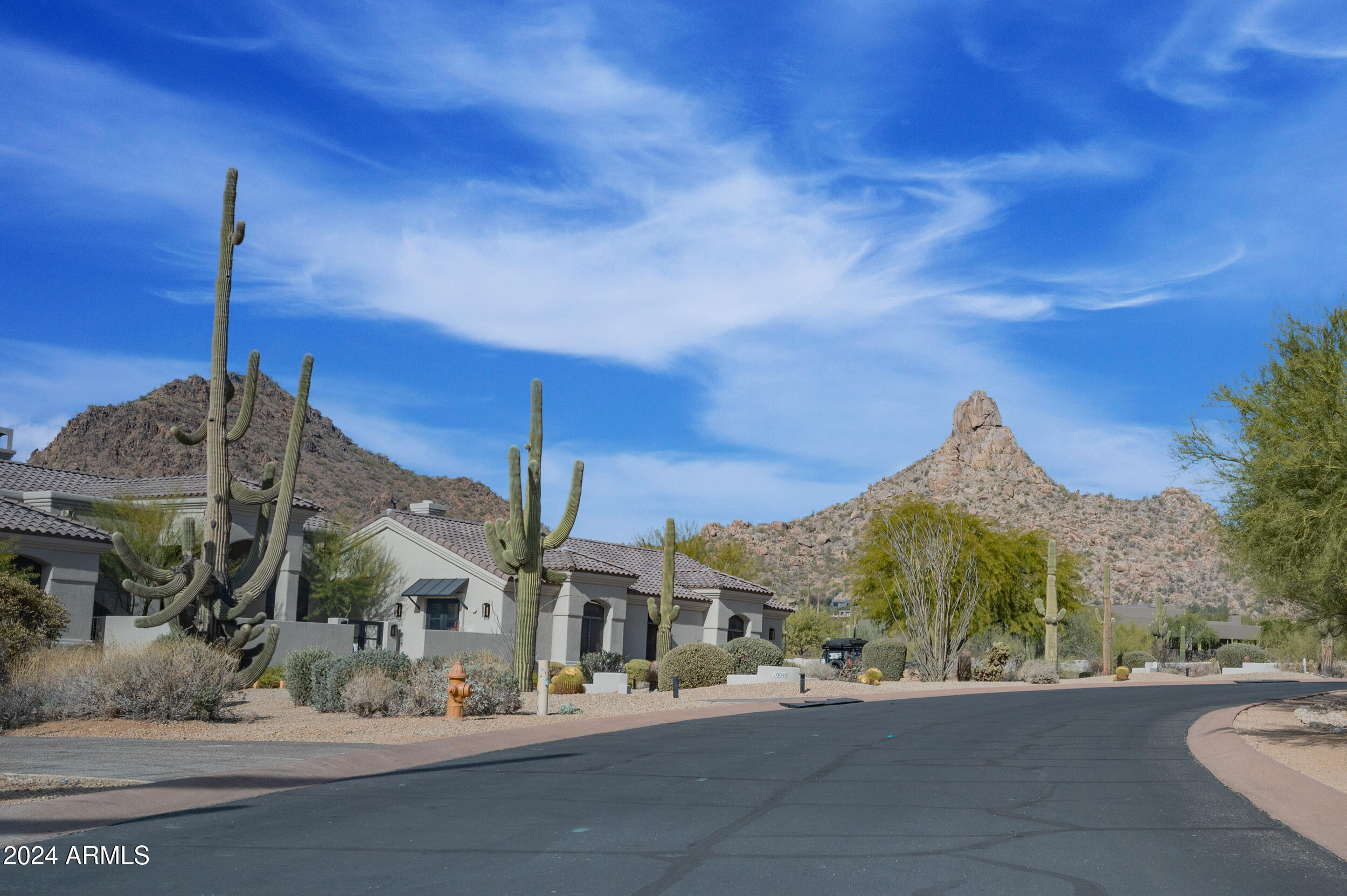 10326 E BUCKSKIN Trail