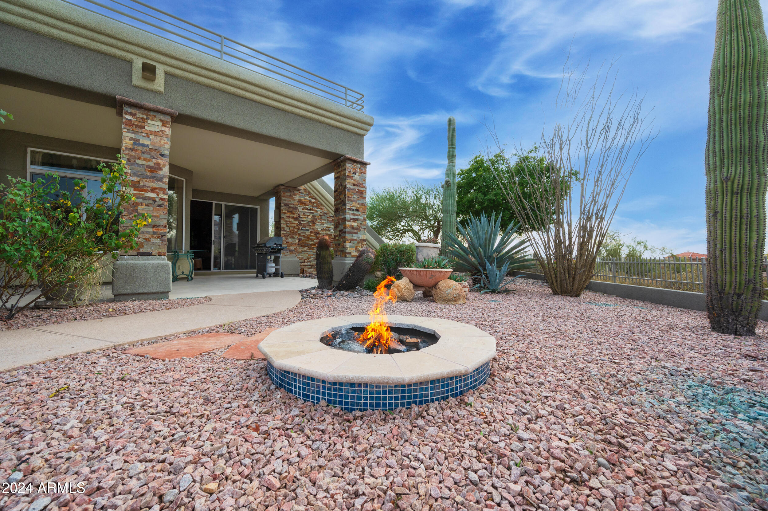 10326 E BUCKSKIN Trail