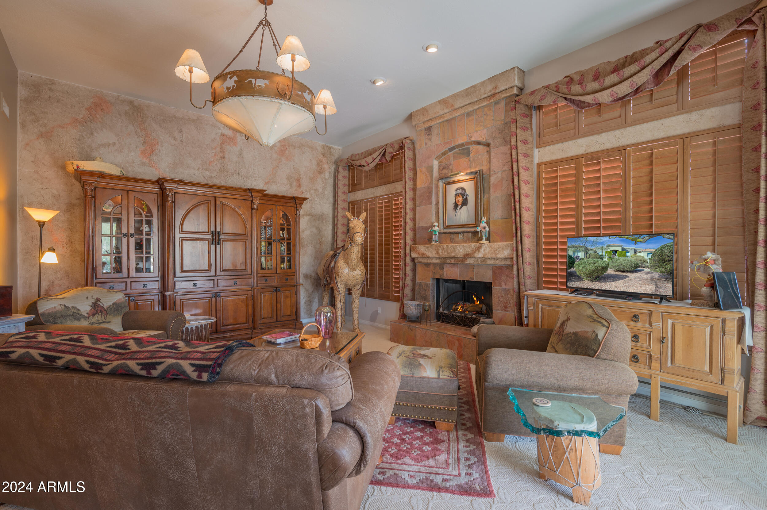 10326 E BUCKSKIN Trail