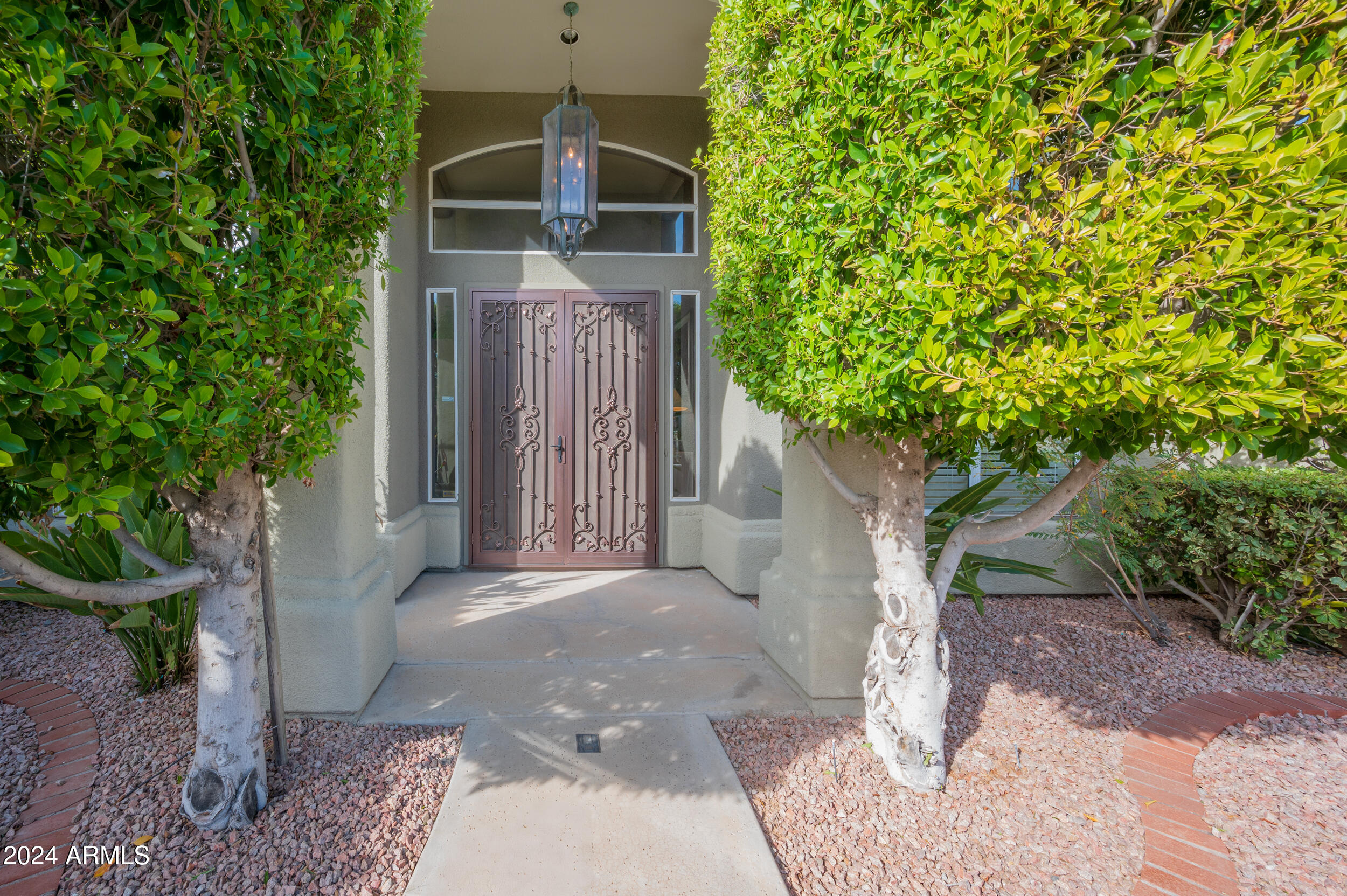 10326 E BUCKSKIN Trail