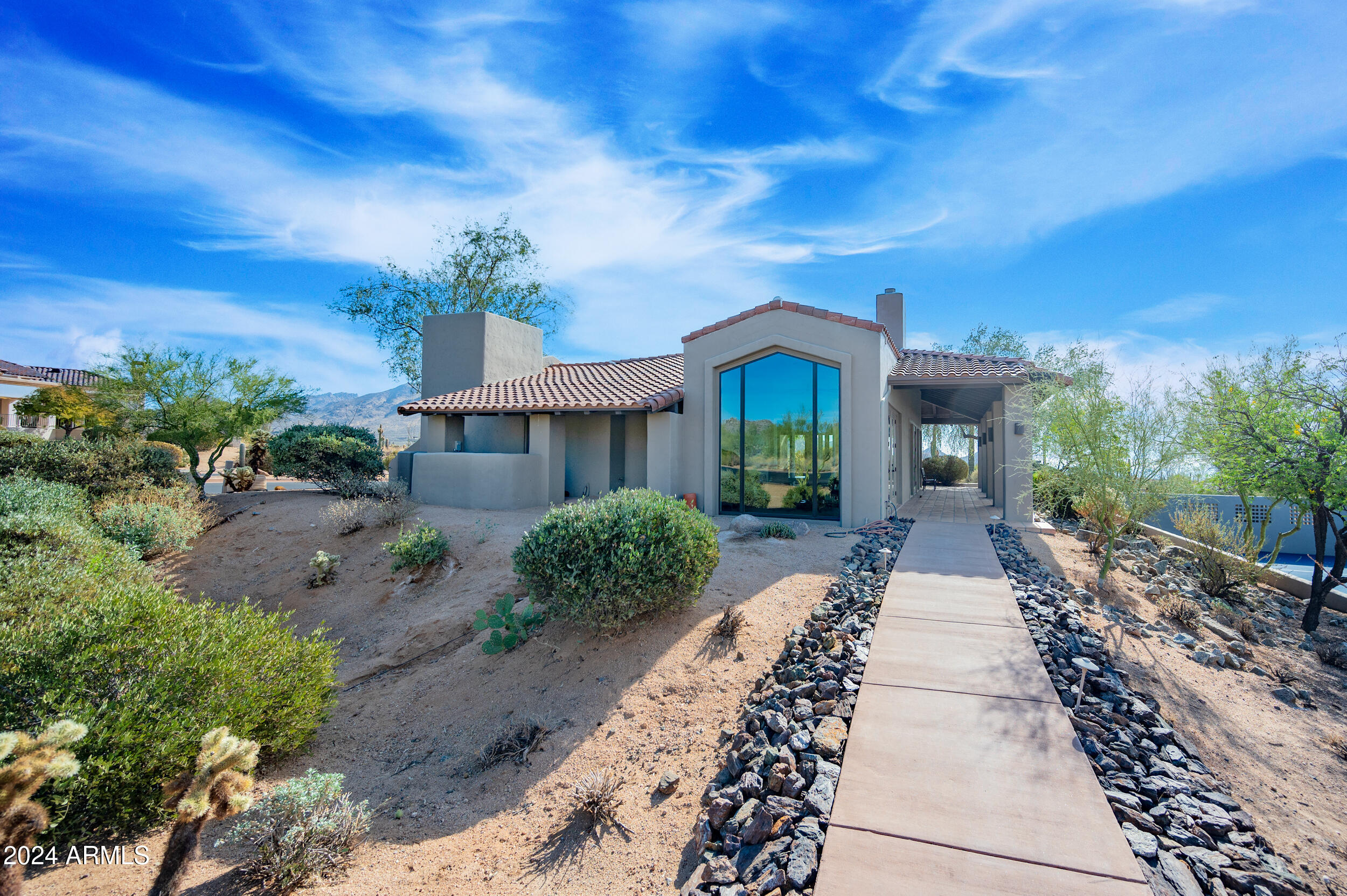 10326 E BUCKSKIN Trail