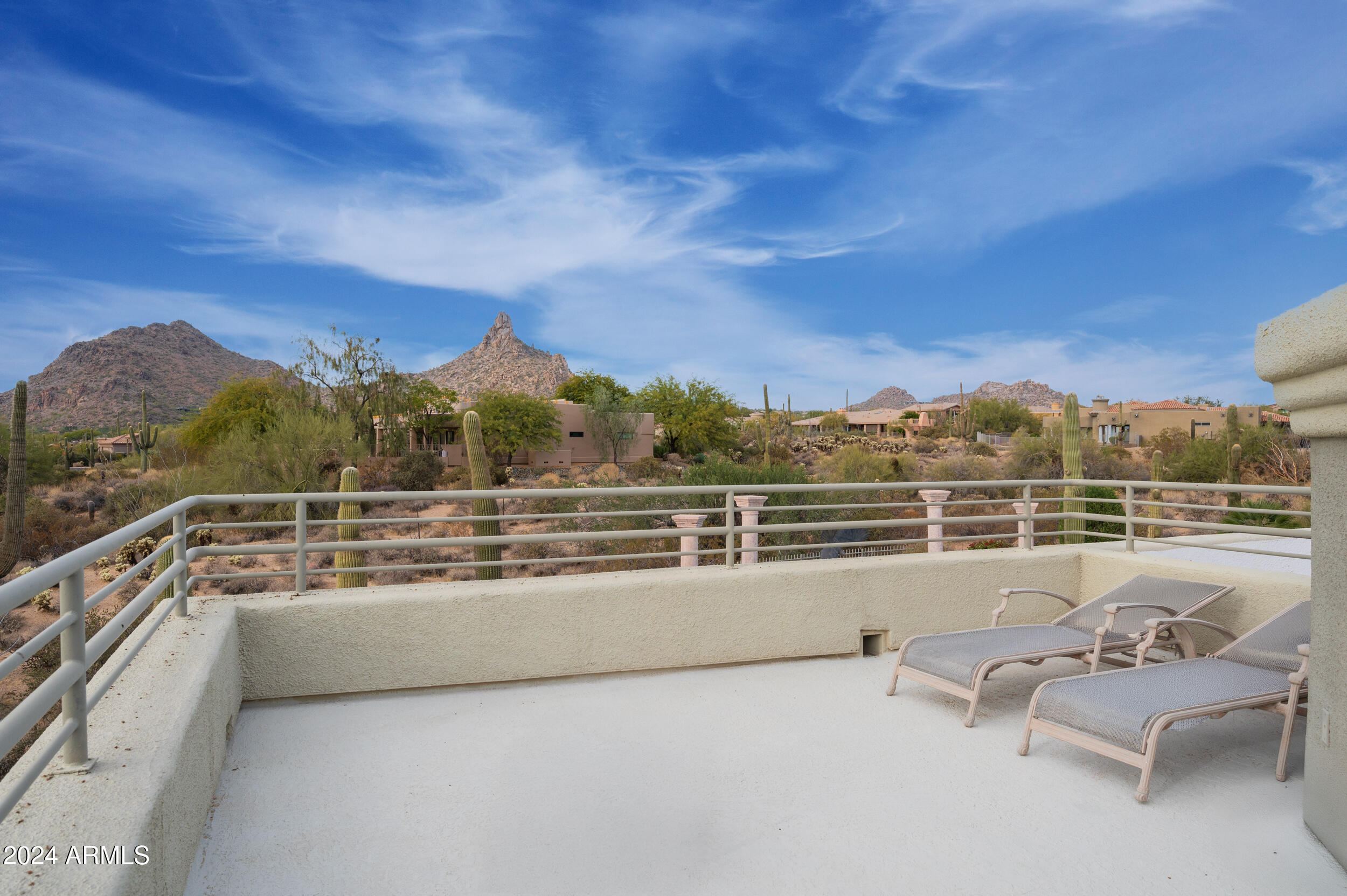 10326 E BUCKSKIN Trail