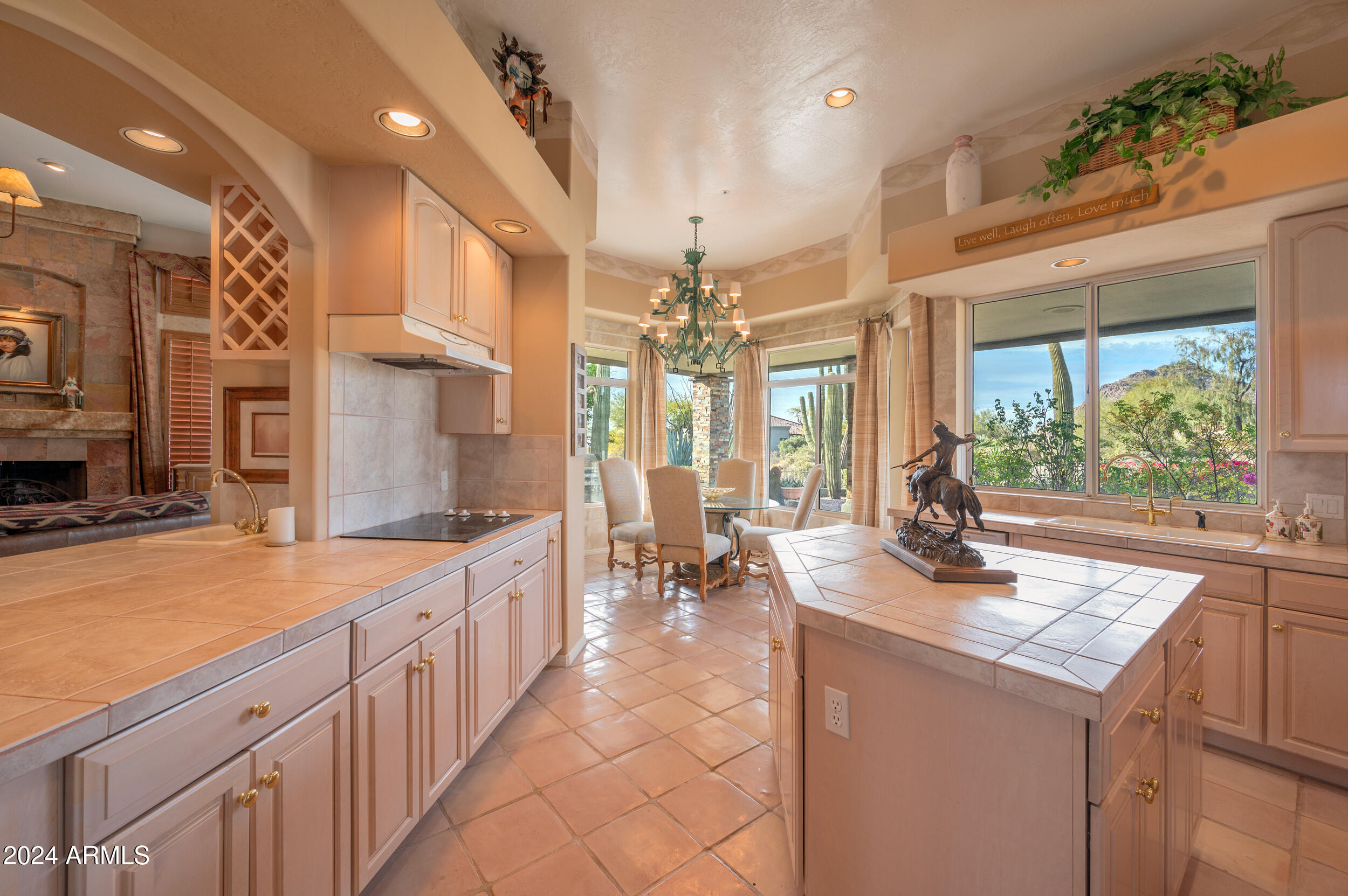 10326 E BUCKSKIN Trail