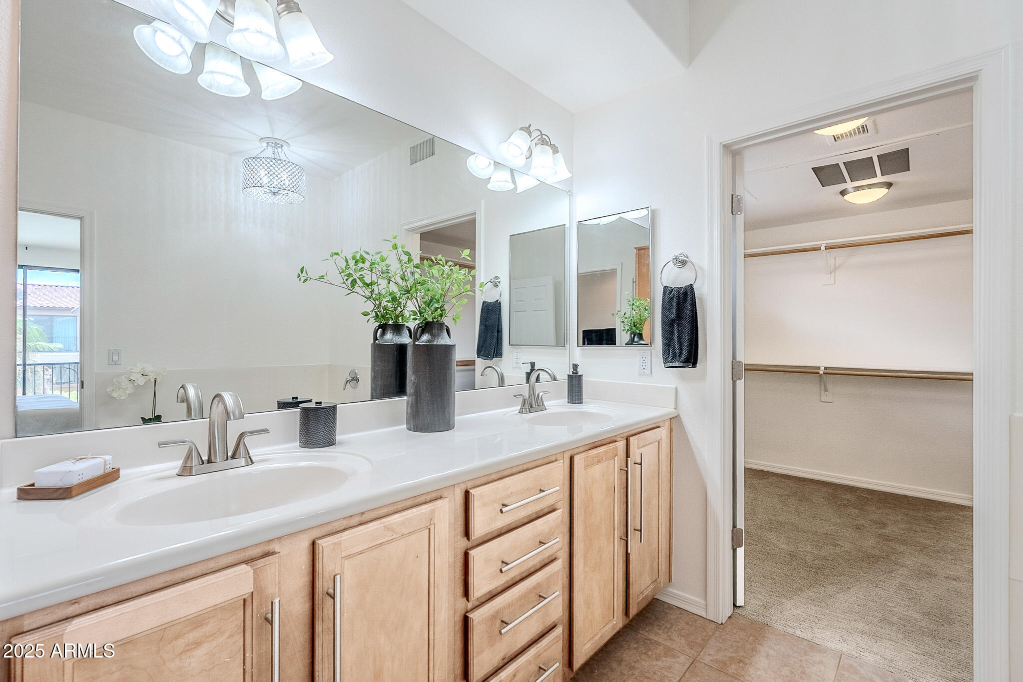 2315 N 52ND Street, 105