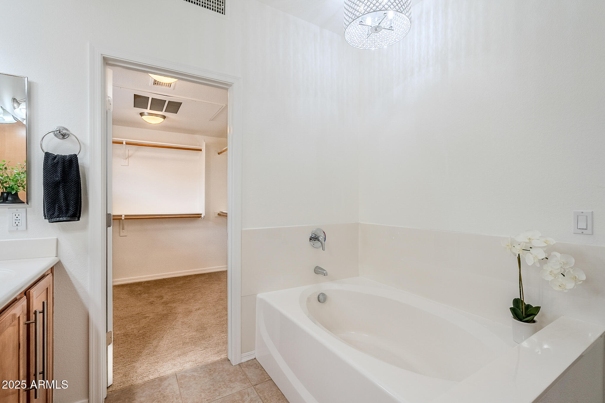 2315 N 52ND Street, 105
