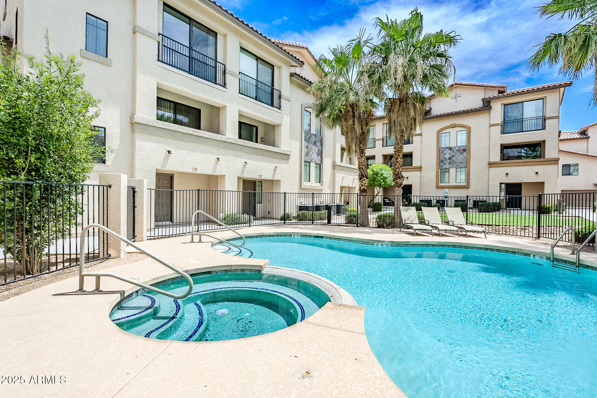 2315 N 52ND Street, 105