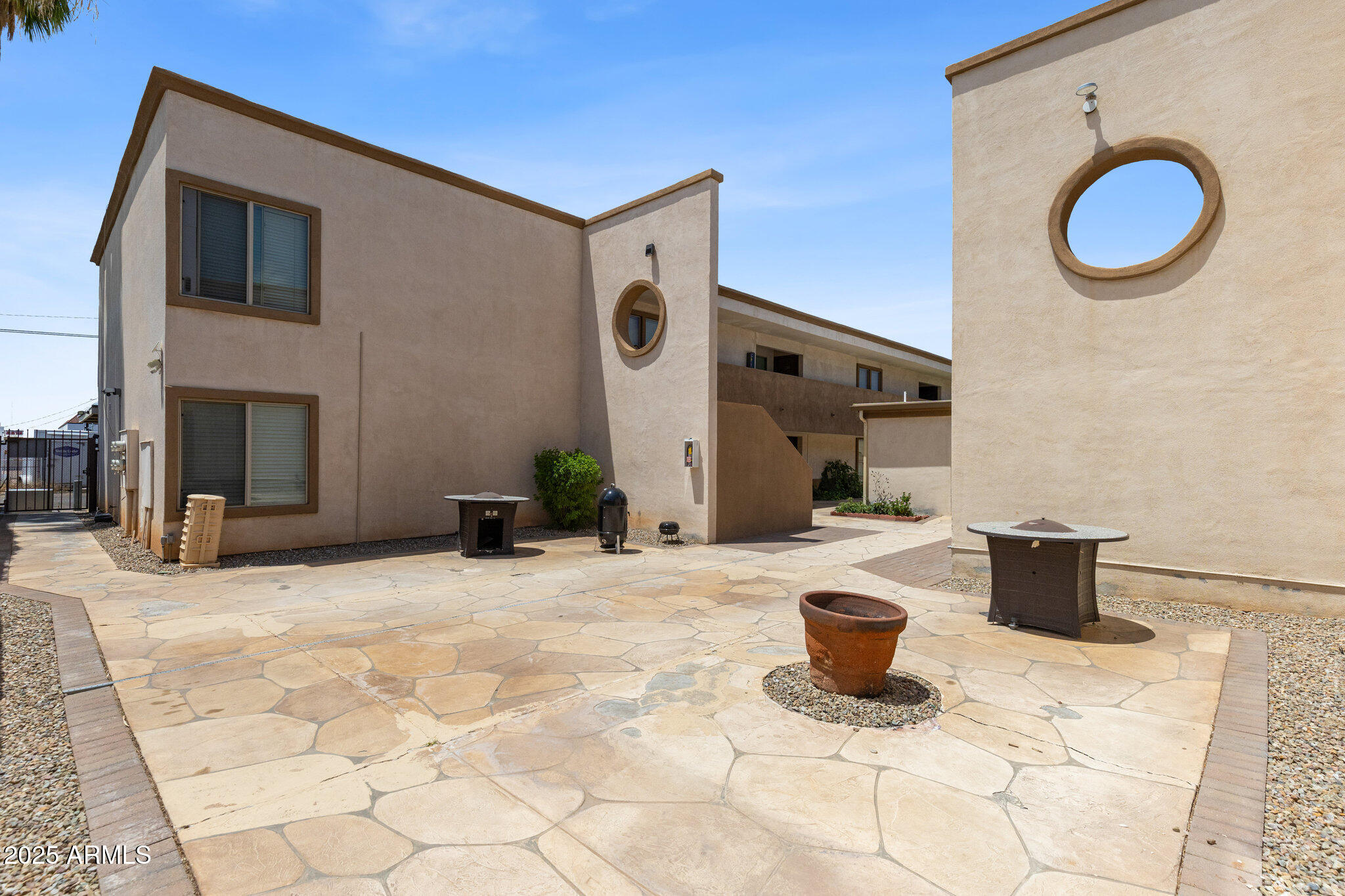 3619 E MONTEROSA Street, 101