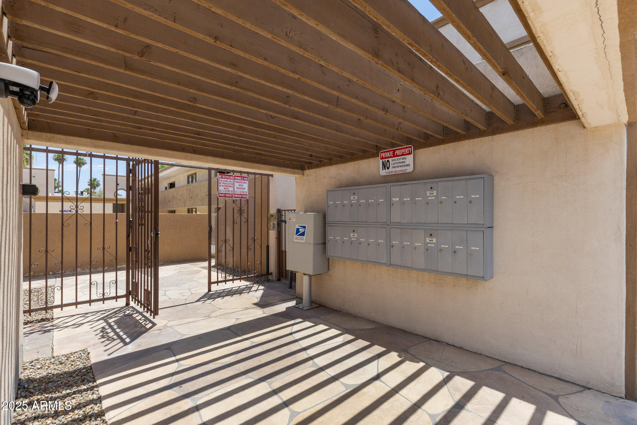 3619 E MONTEROSA Street, 101