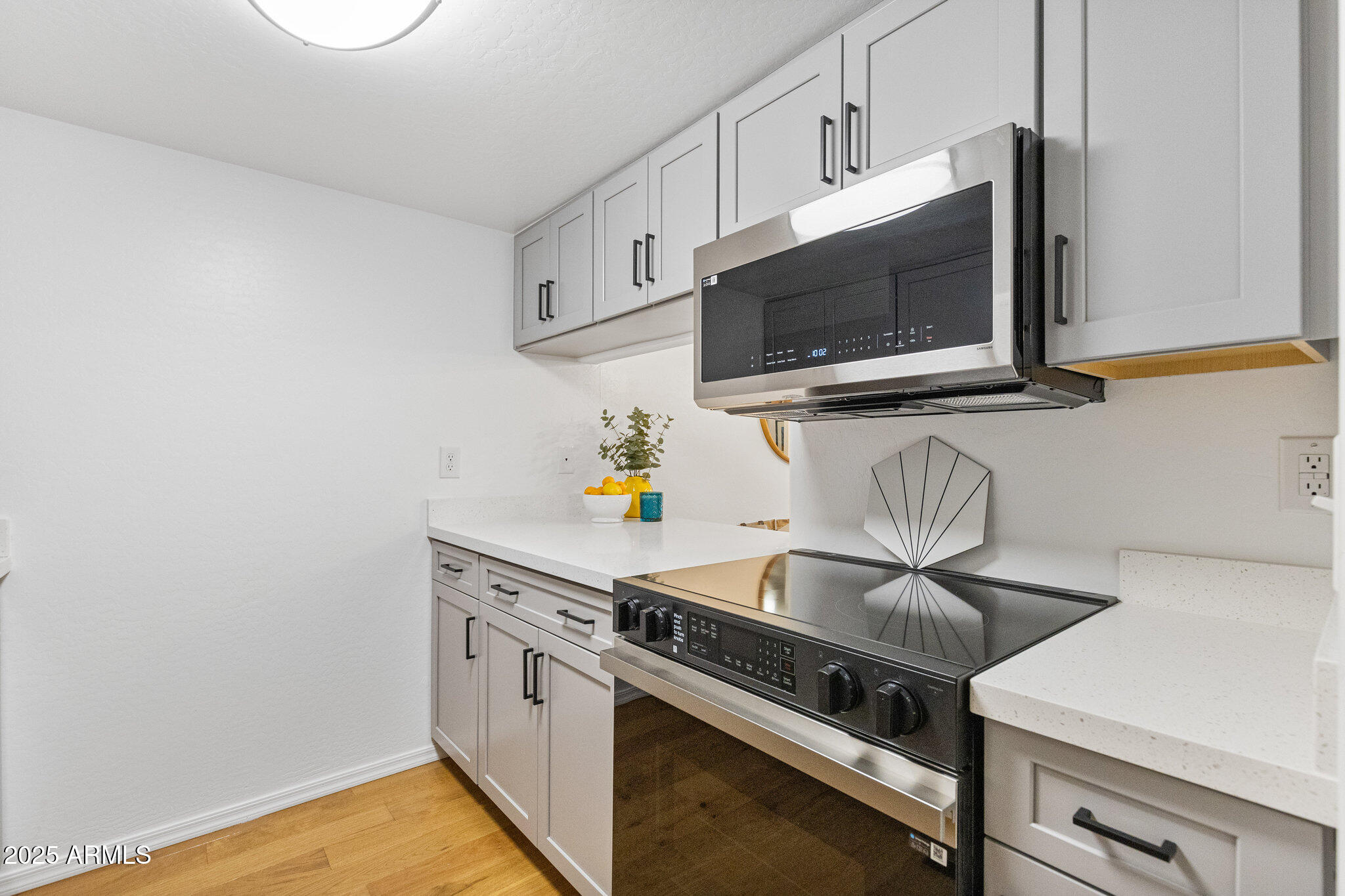 3619 E MONTEROSA Street, 101