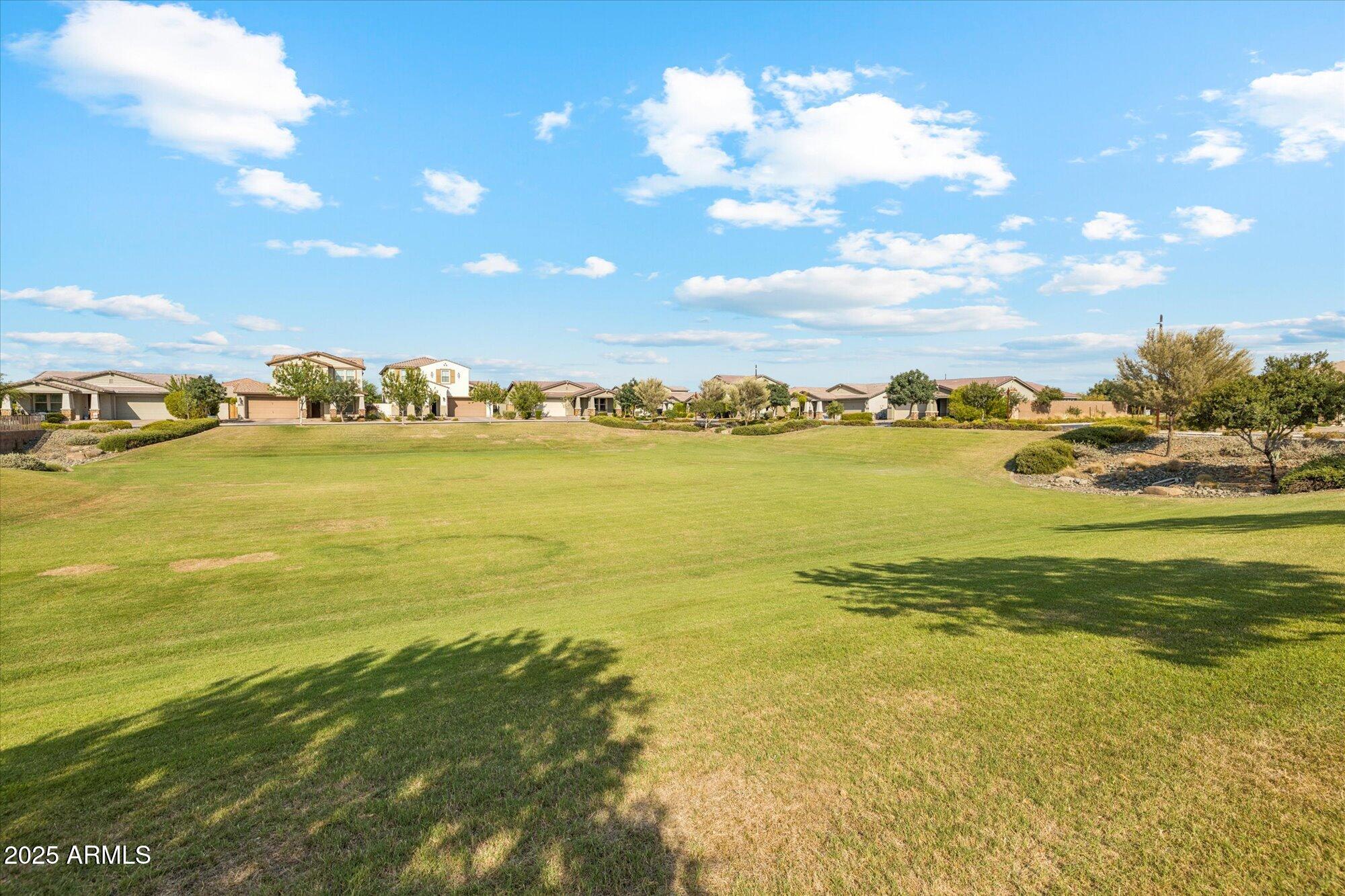 10047 E WAVELENGTH Avenue