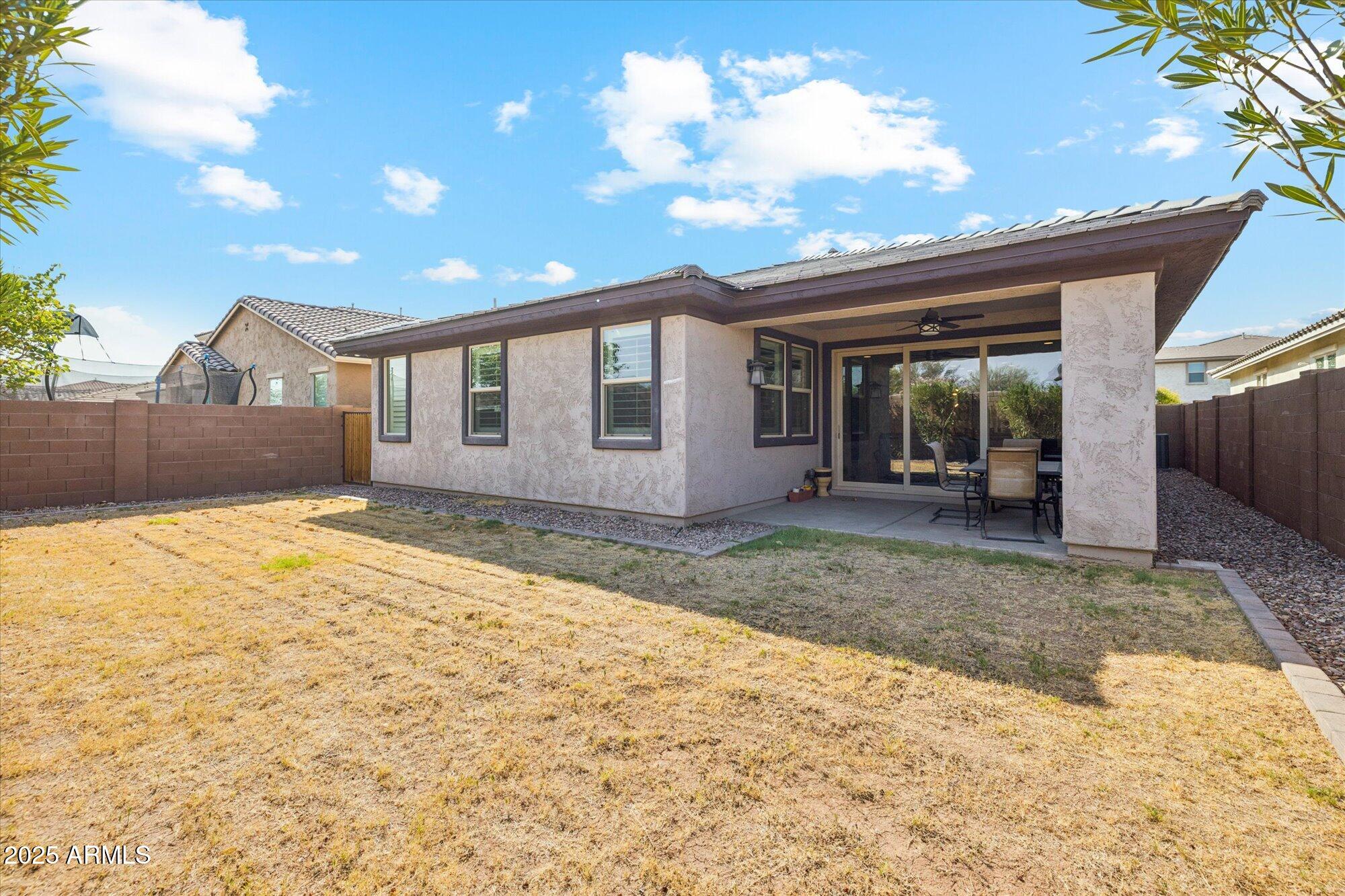 10047 E WAVELENGTH Avenue