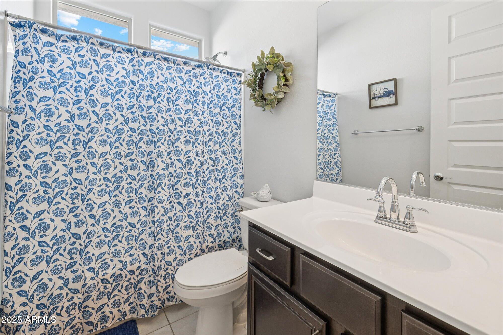 10047 E WAVELENGTH Avenue