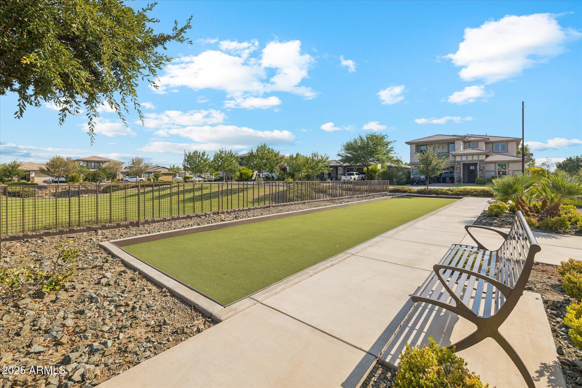 10047 E WAVELENGTH Avenue