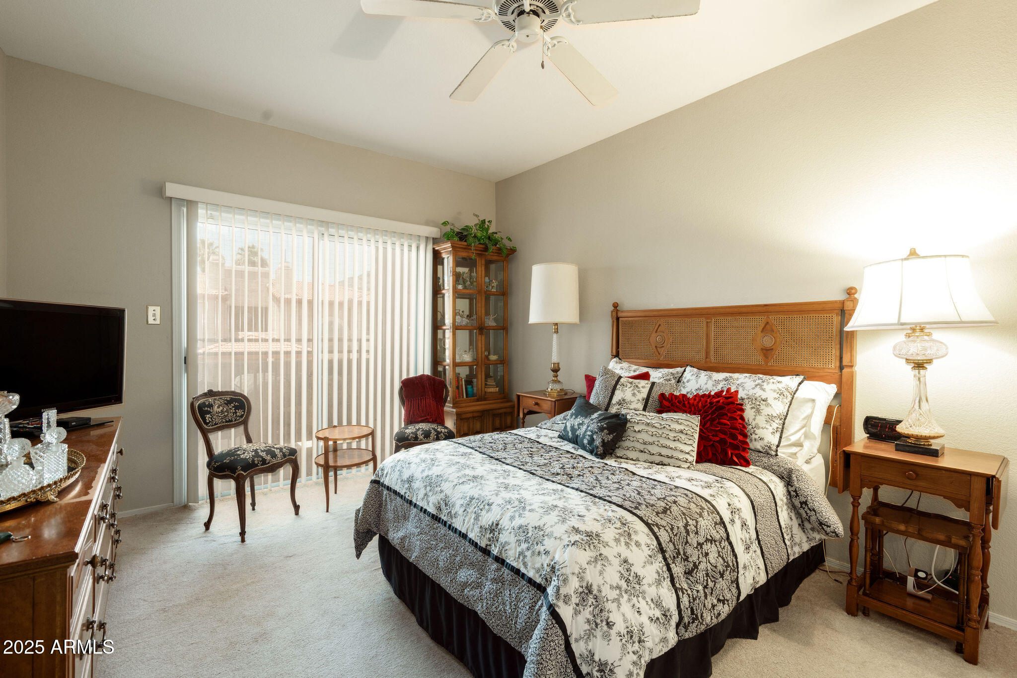 10410 N Cave Creek Road, 2035
