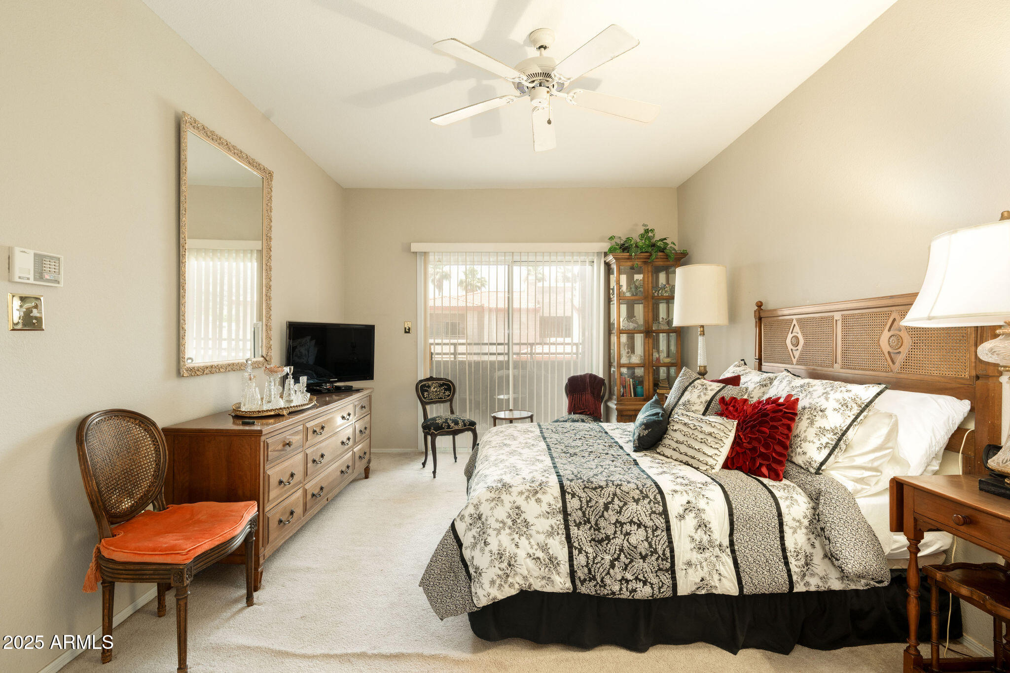 10410 N Cave Creek Road, 2035