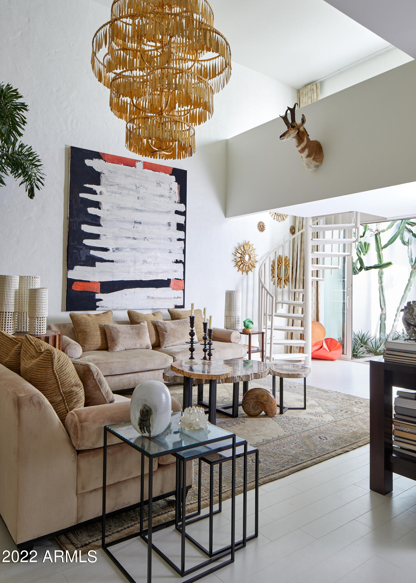 3265 E CAMELBACK Road