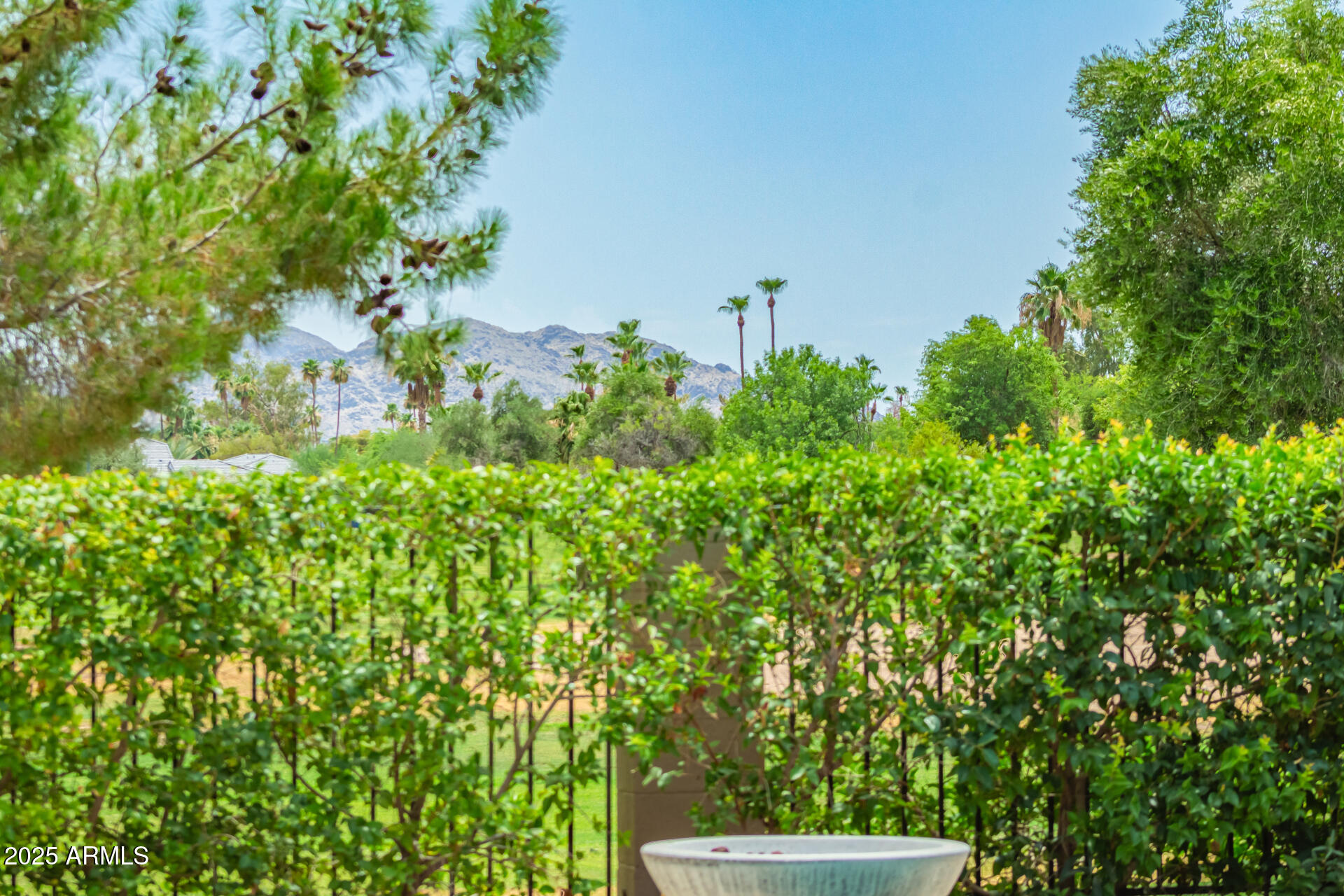 6645 E GELDING Drive
