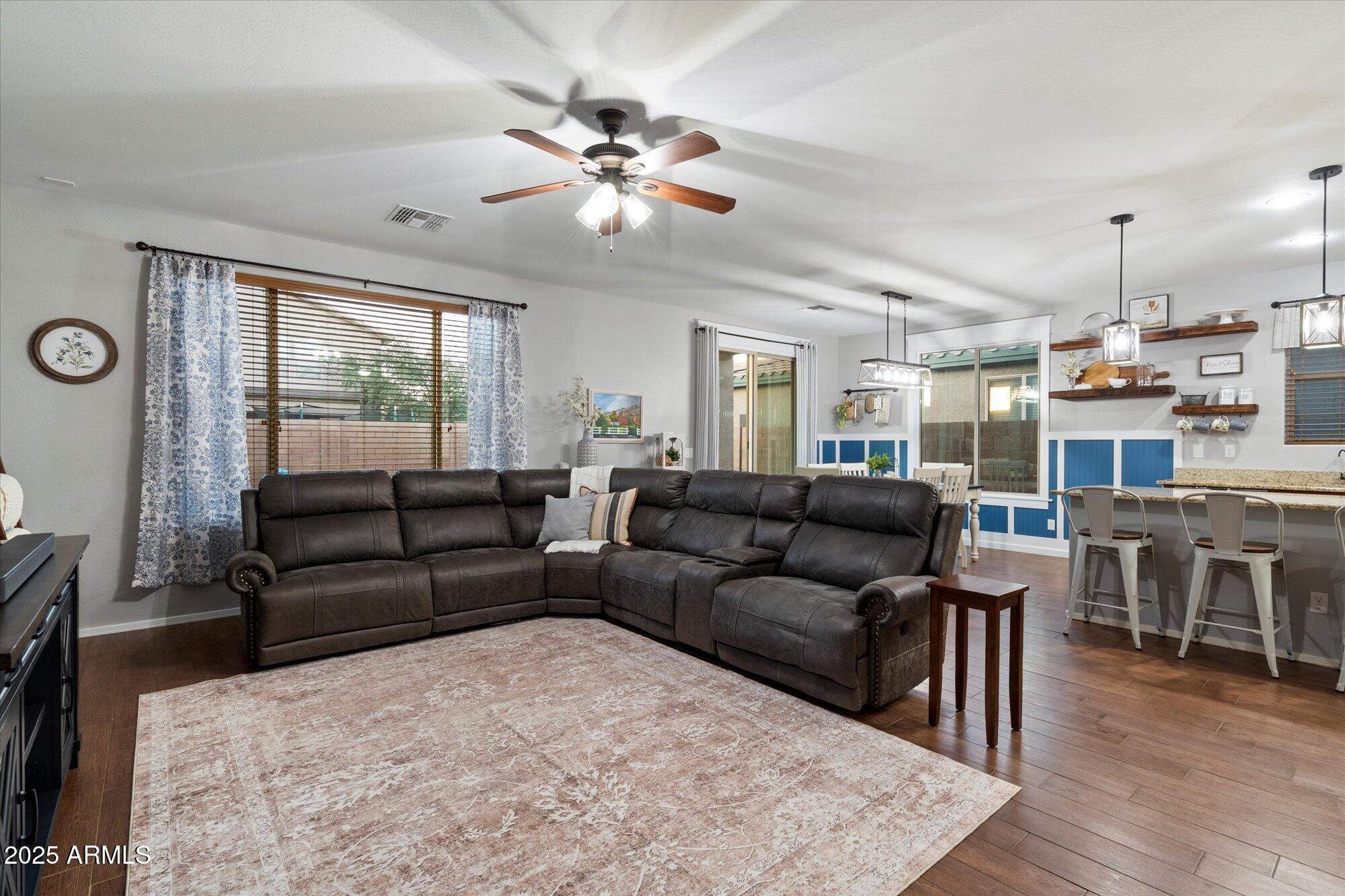 12132 W Daley Lane
