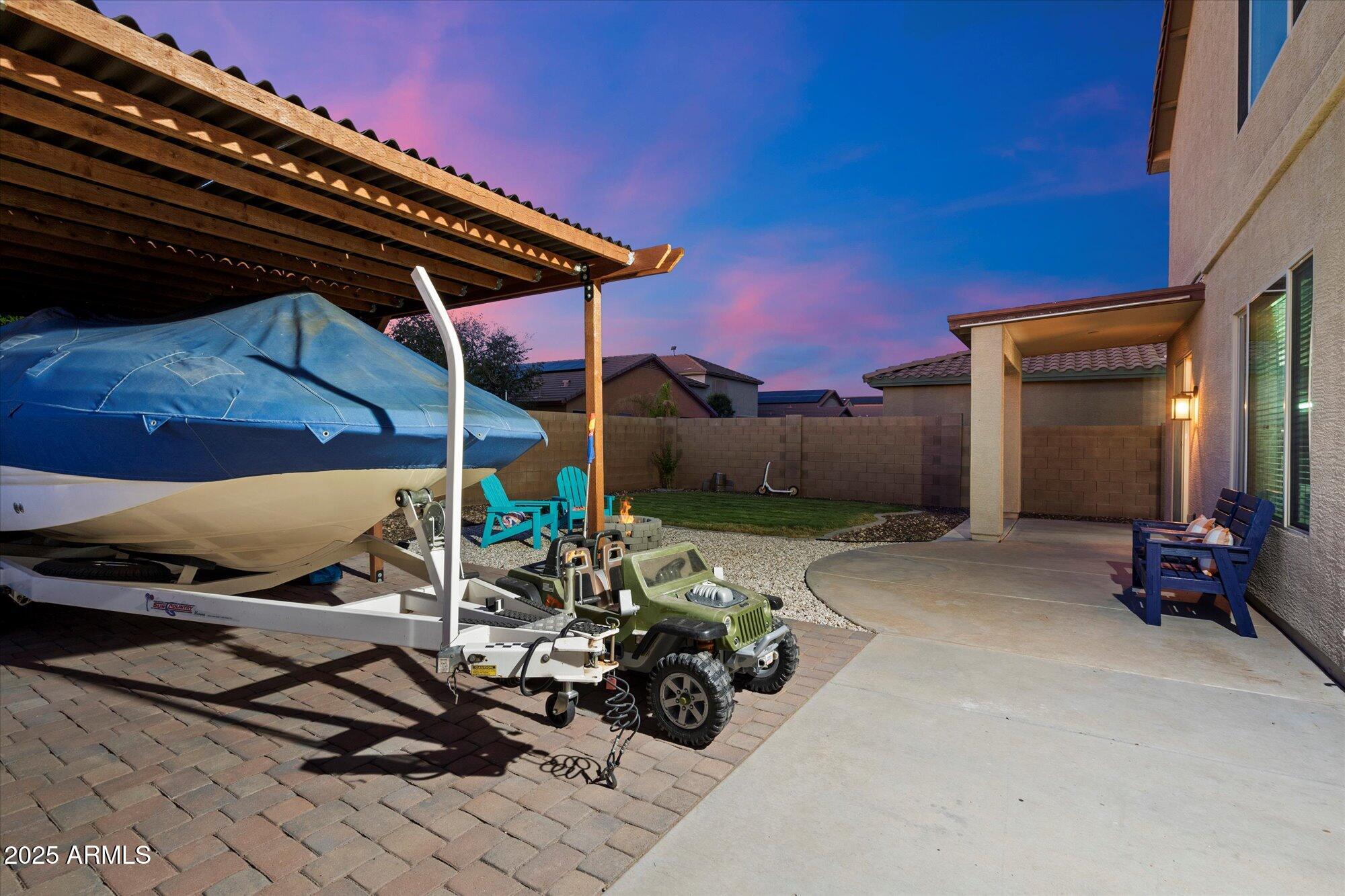 12132 W Daley Lane