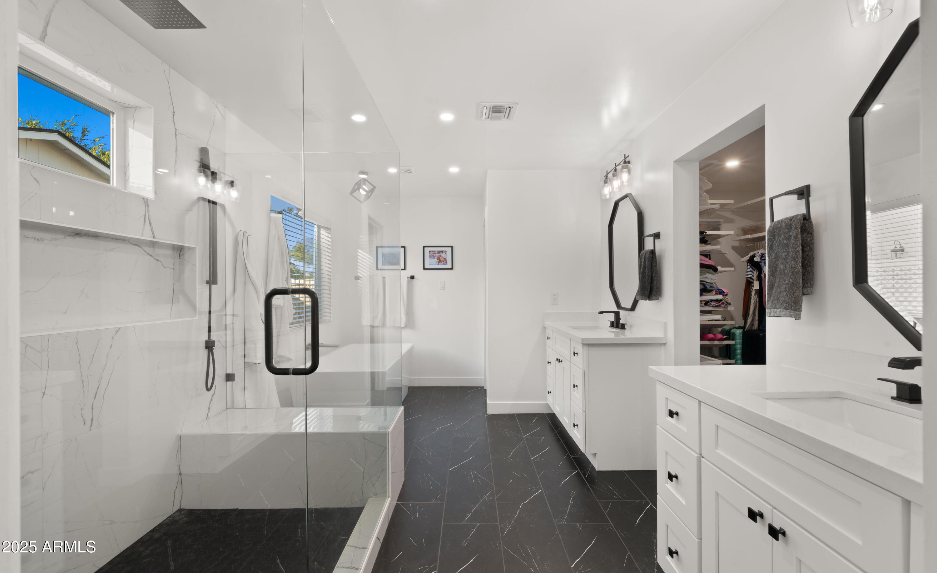 4810 N 31ST Place