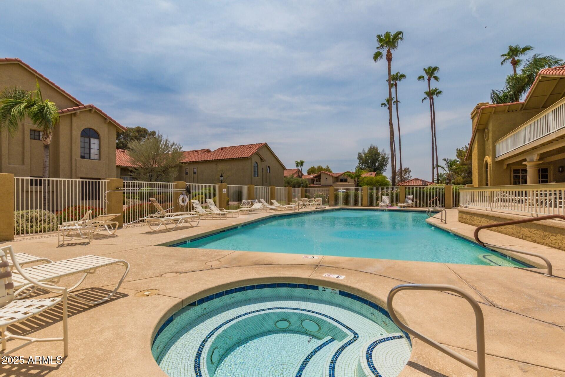 11011 N 92ND Street, 1132