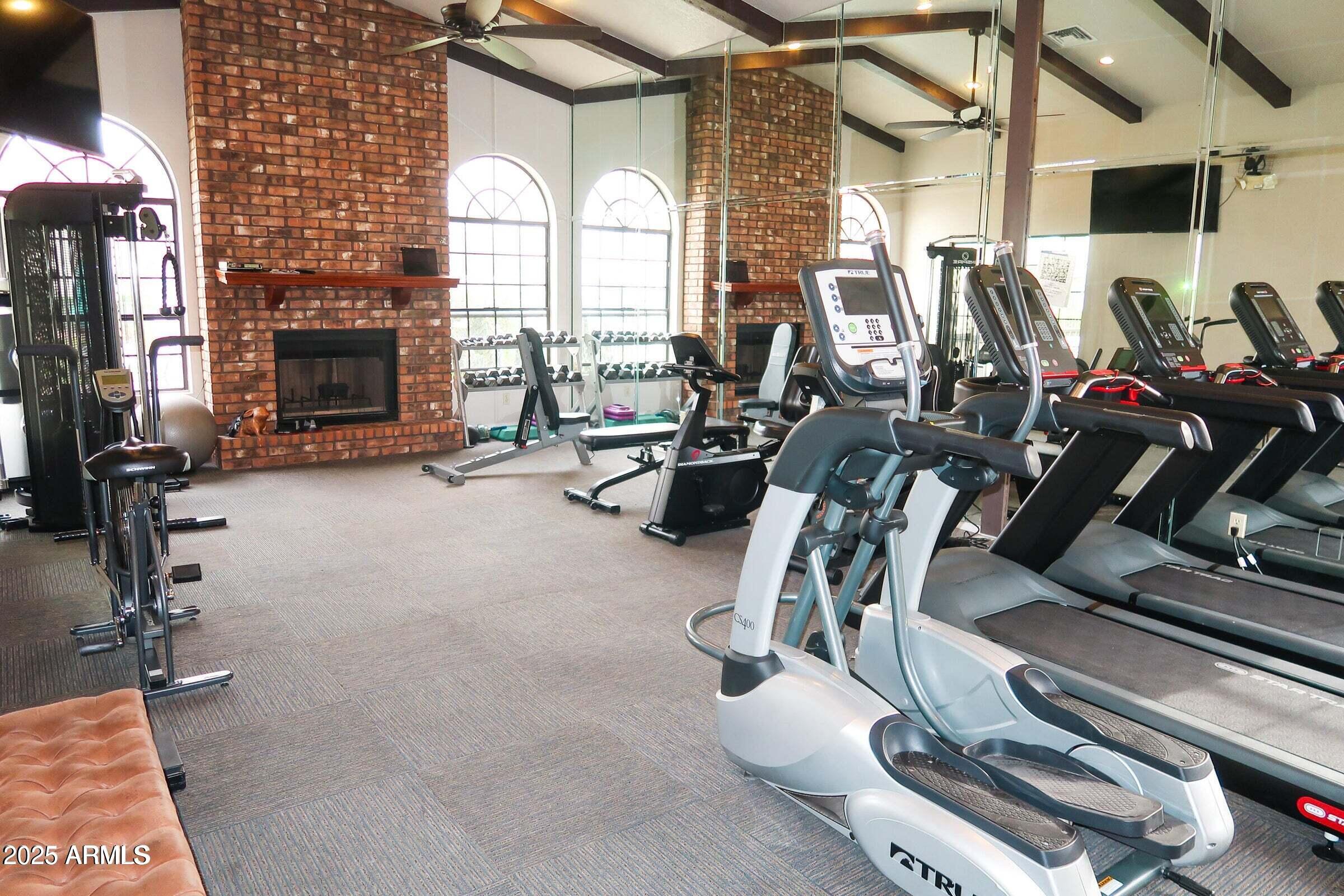 11011 N 92ND Street, 1132