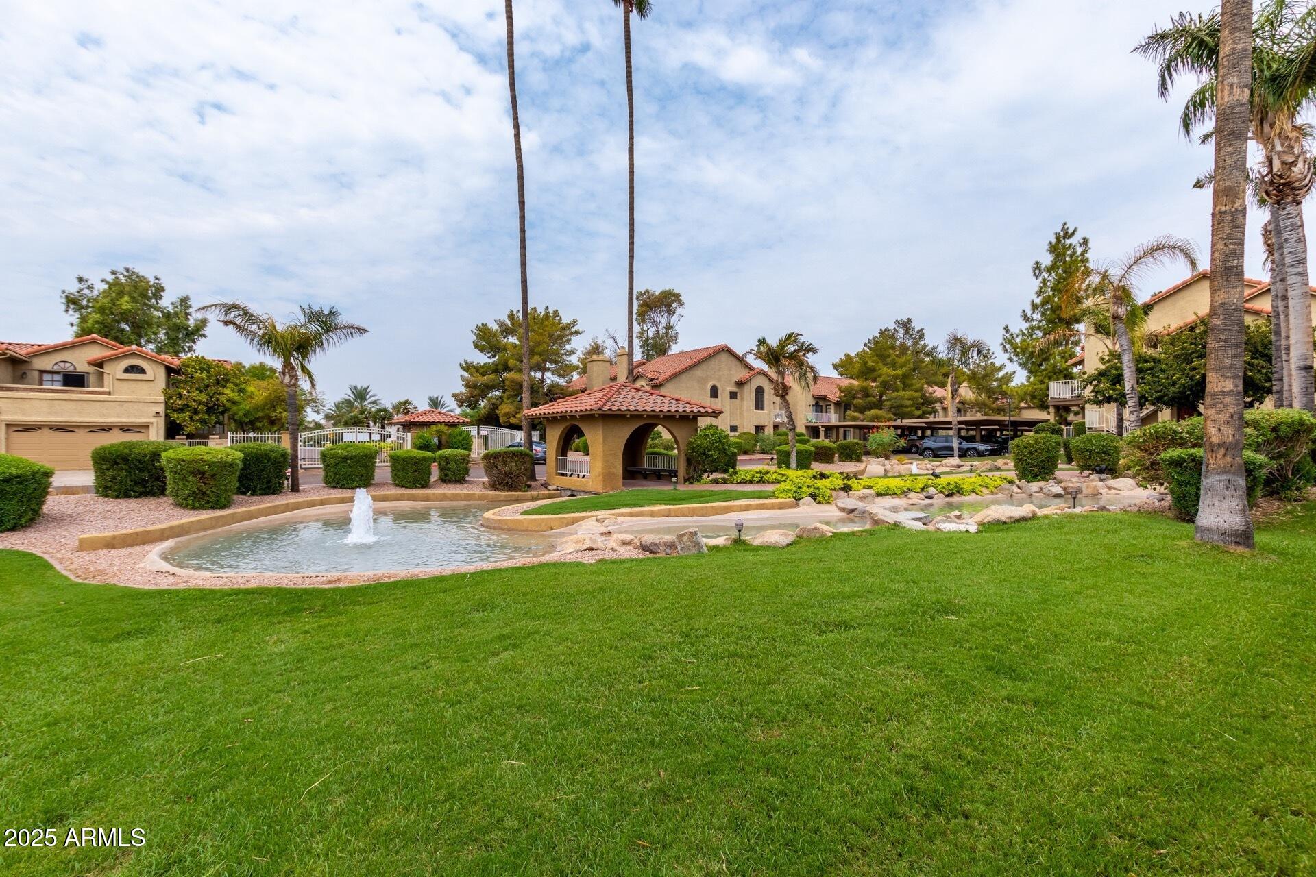 11011 N 92ND Street, 1132