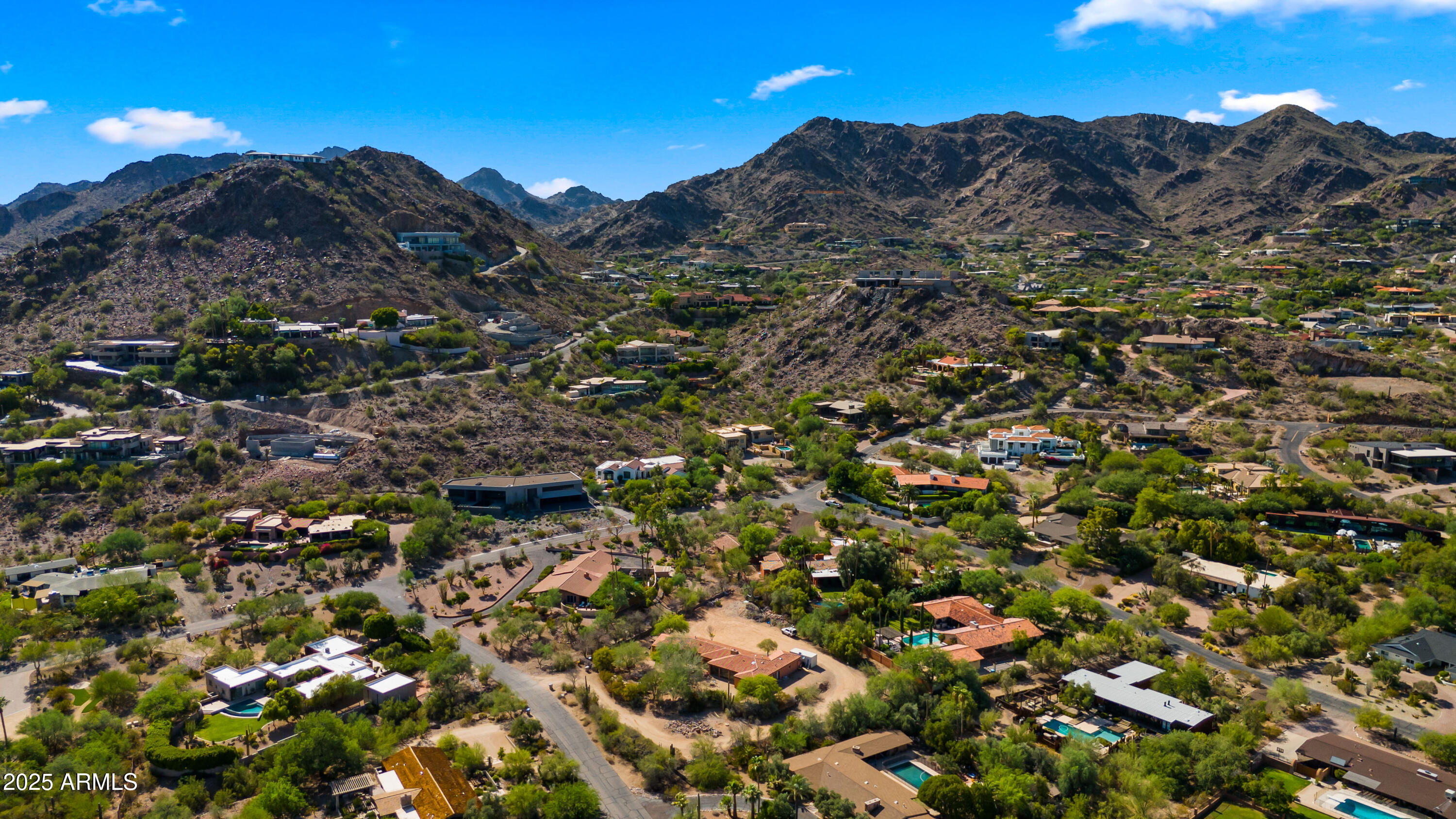 4510 E PEPPER TREE Lane