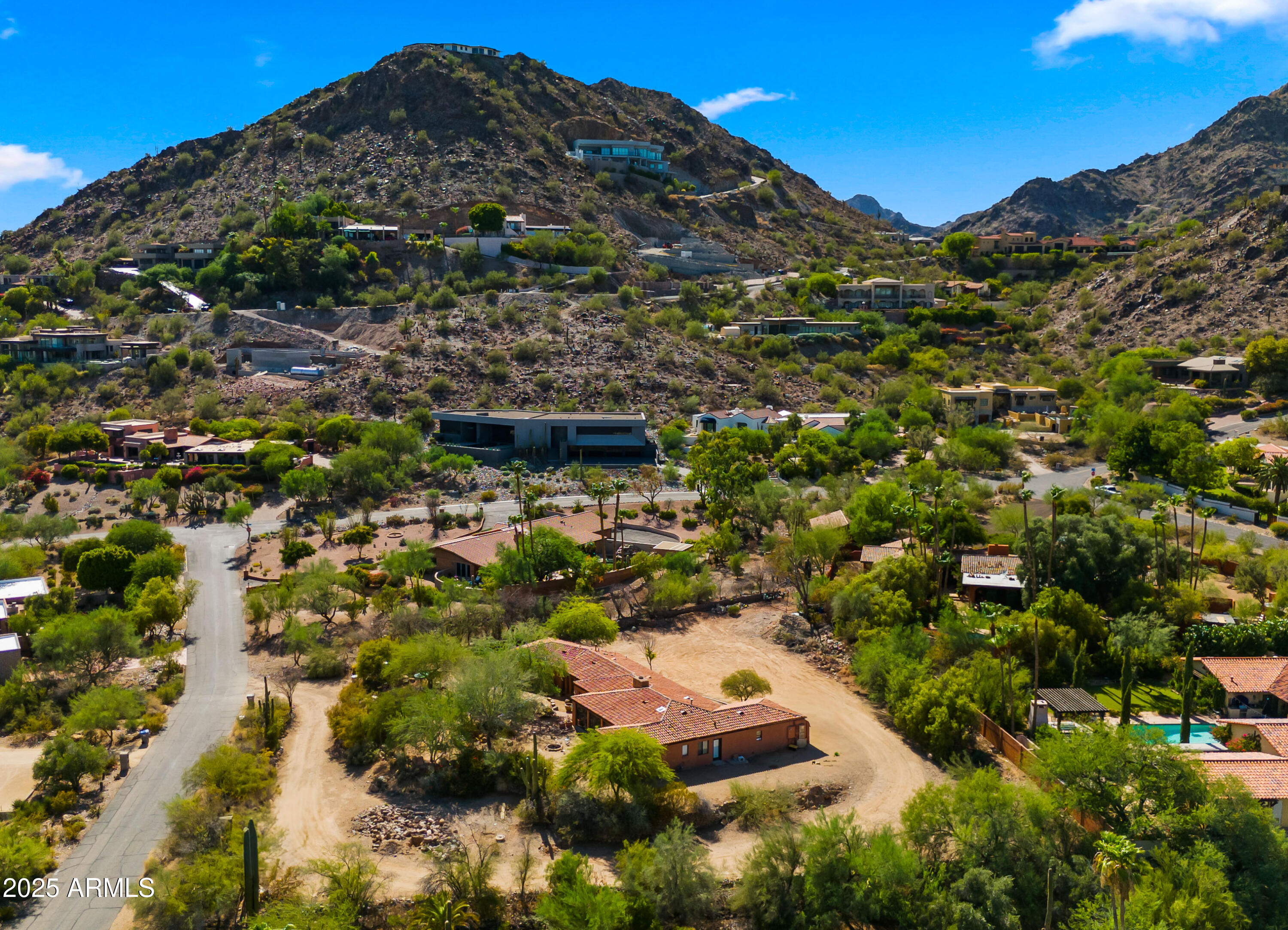 4510 E PEPPER TREE Lane