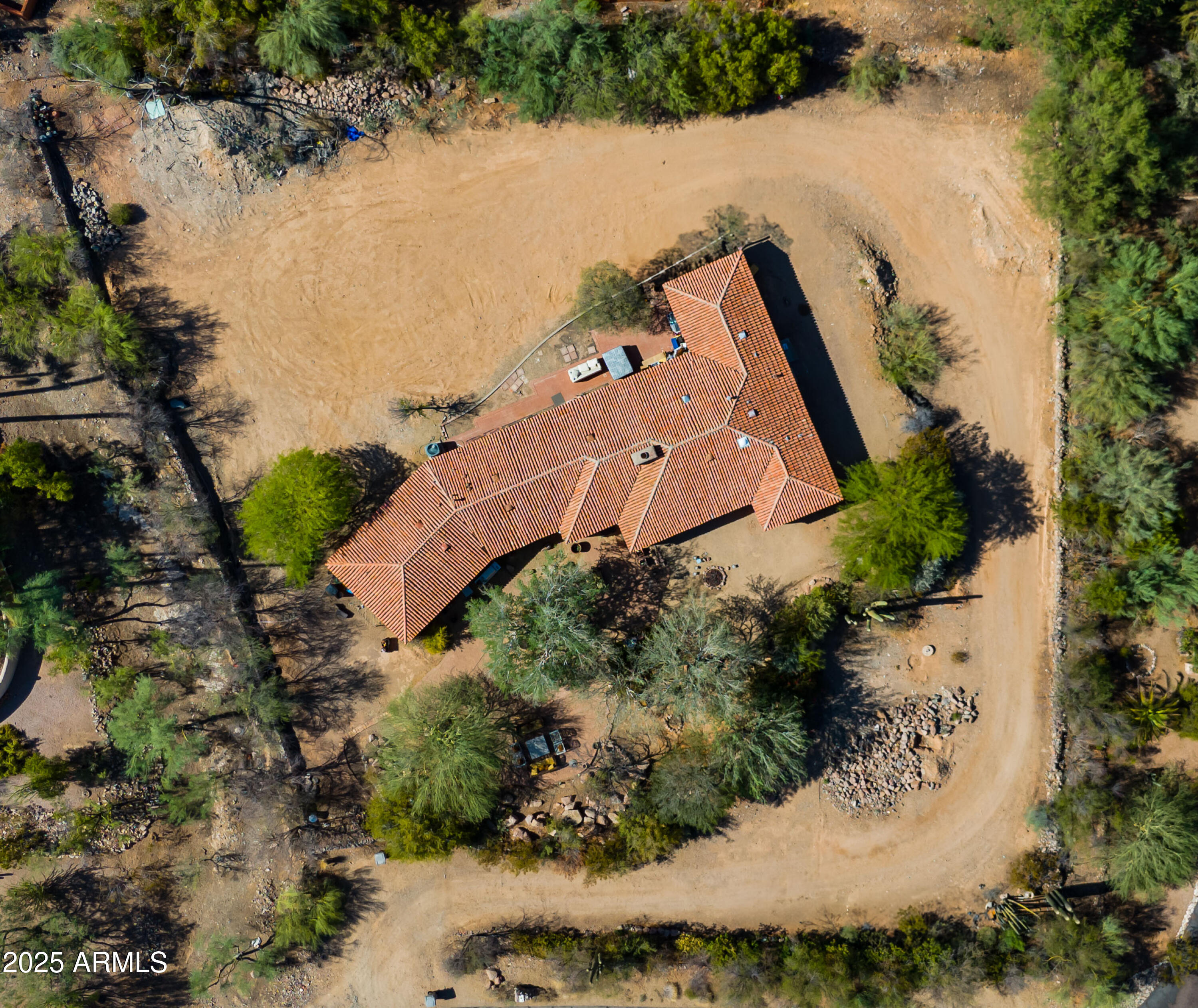 4510 E PEPPER TREE Lane, 14