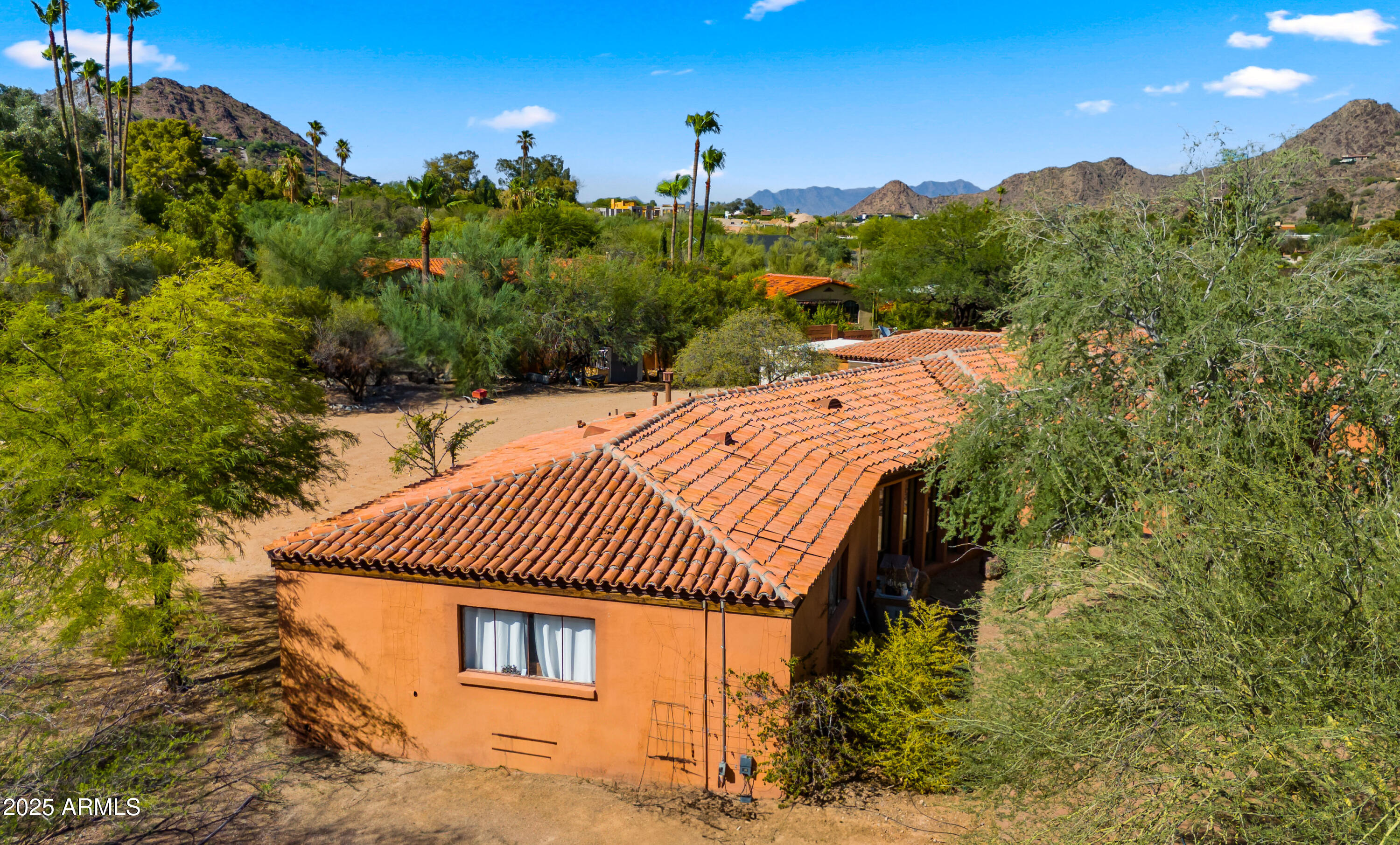 4510 E PEPPER TREE Lane, 14