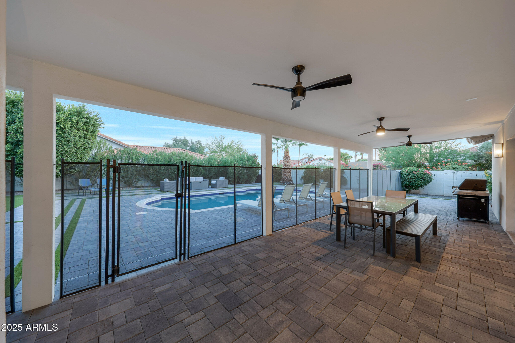 10207 E SAN SALVADOR Drive
