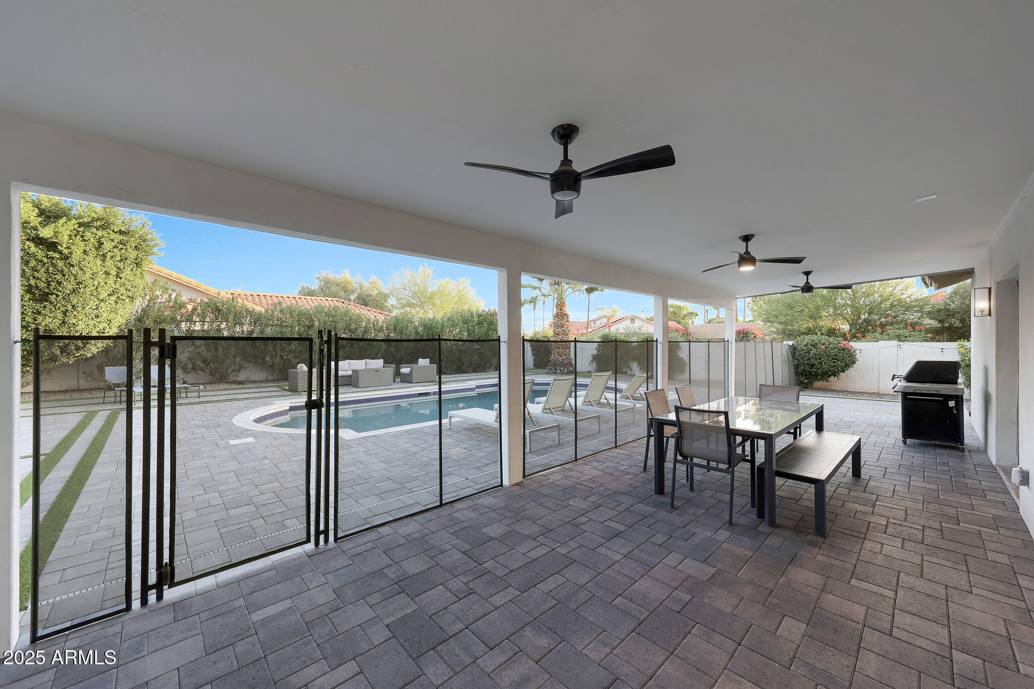 10207 E SAN SALVADOR Drive