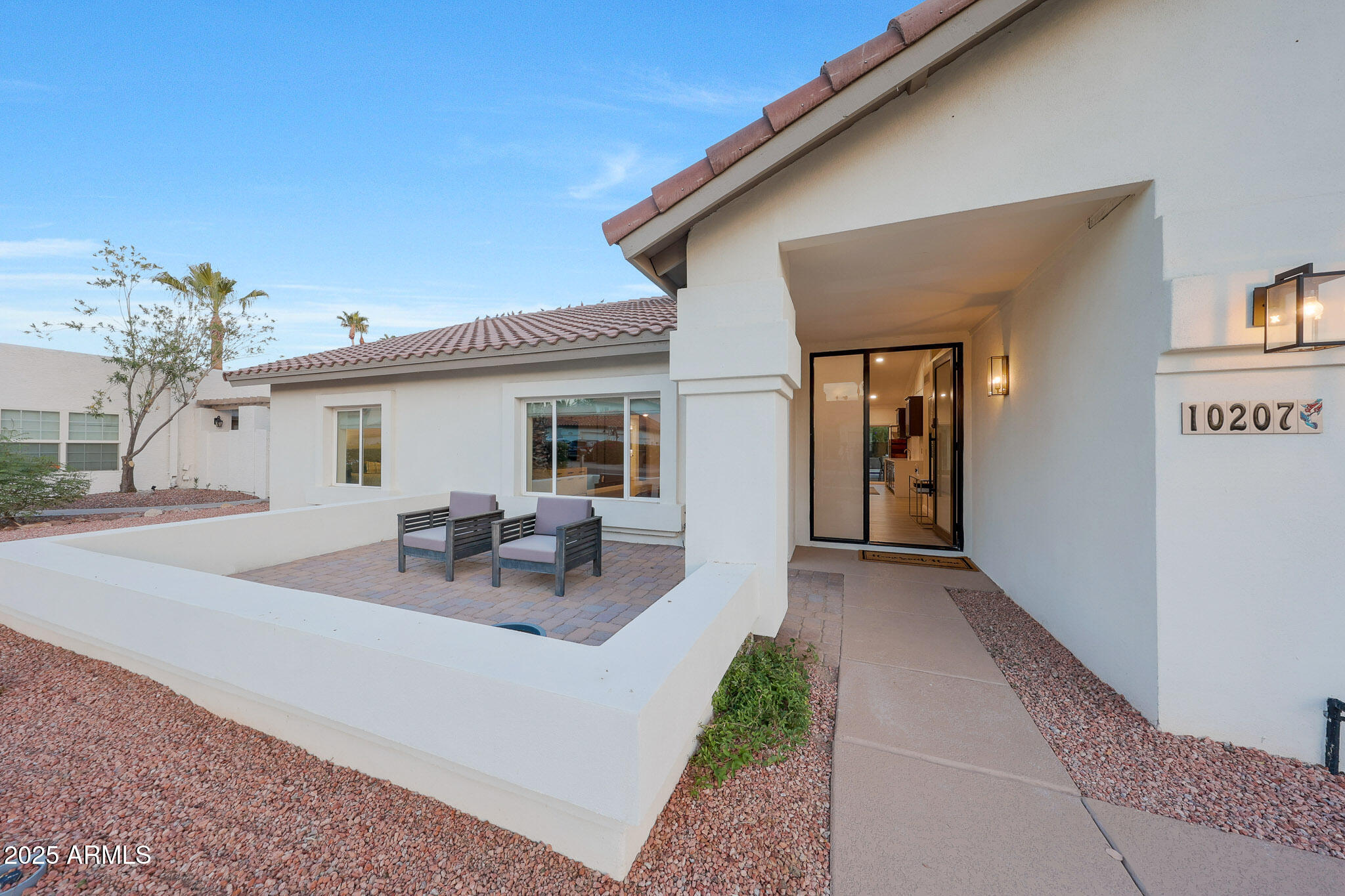 10207 E SAN SALVADOR Drive