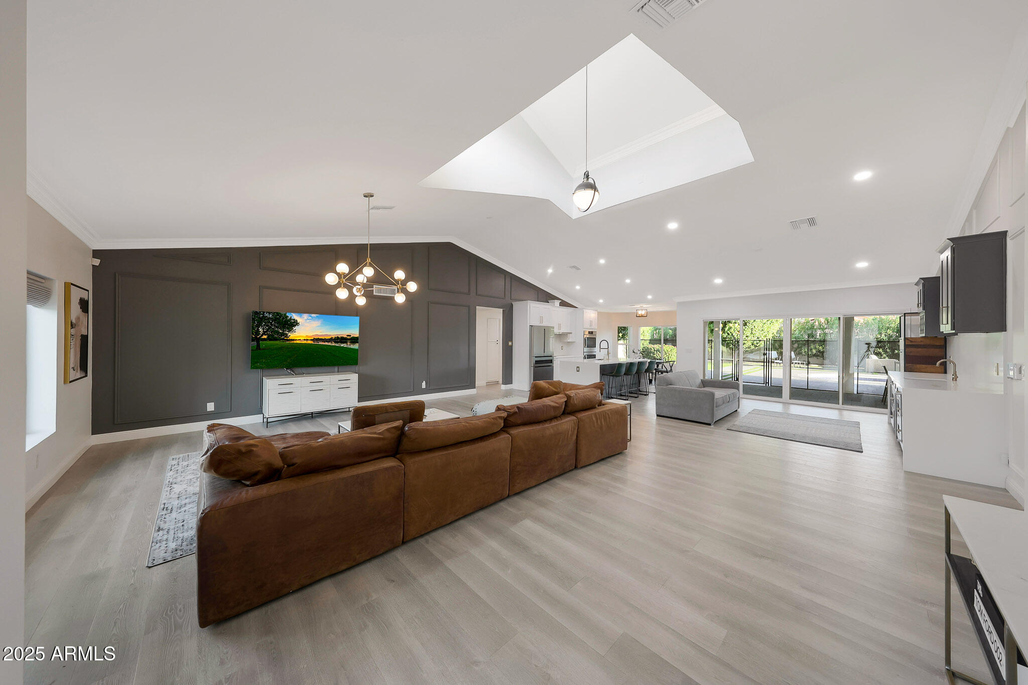 10207 E SAN SALVADOR Drive