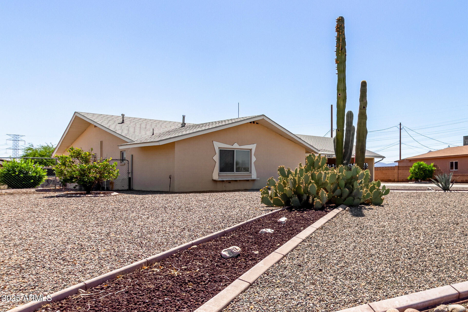 11433 N Lakeview Drive