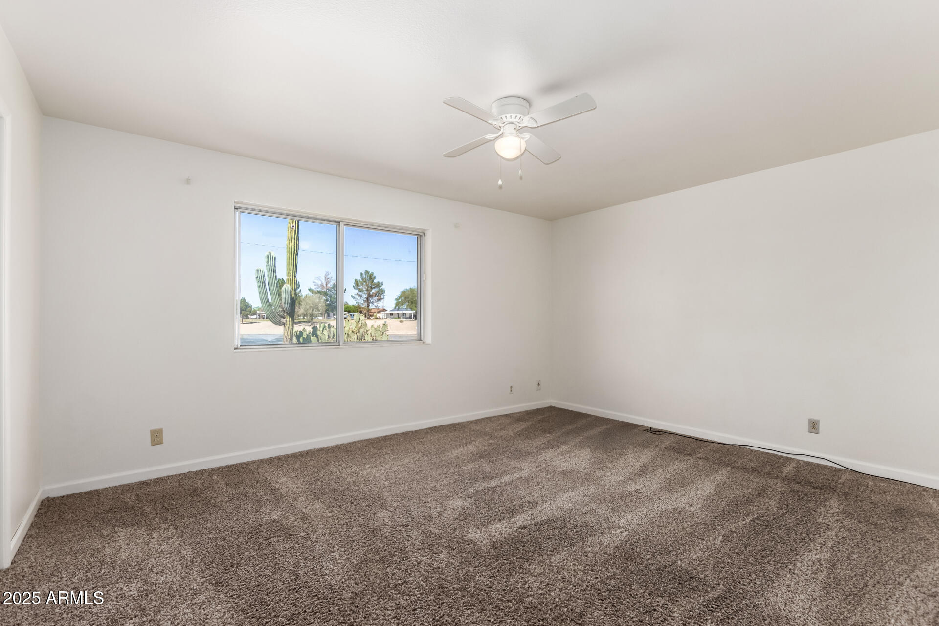 11433 N Lakeview Drive