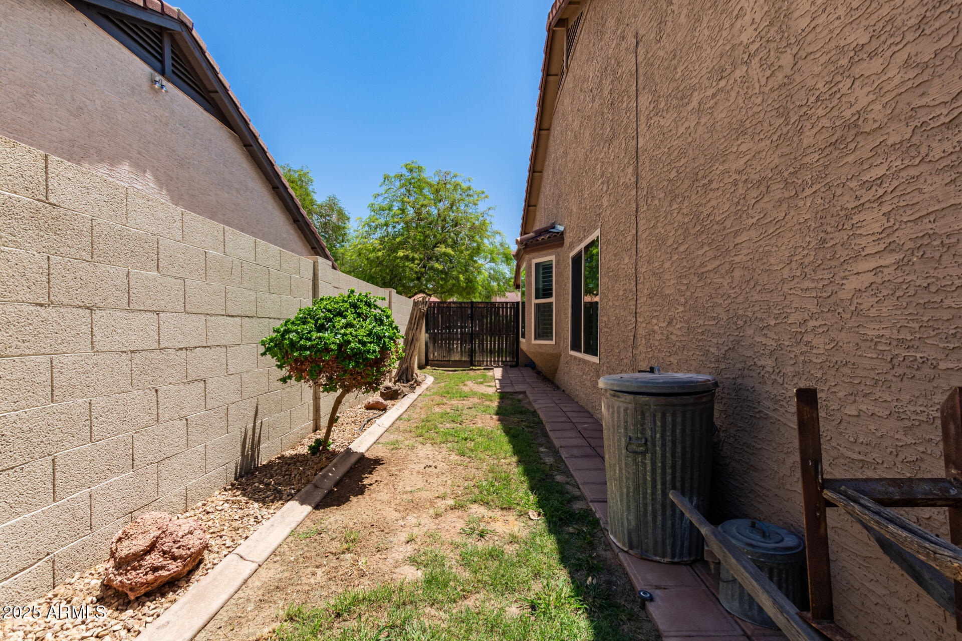 5342 E GREENWAY Street