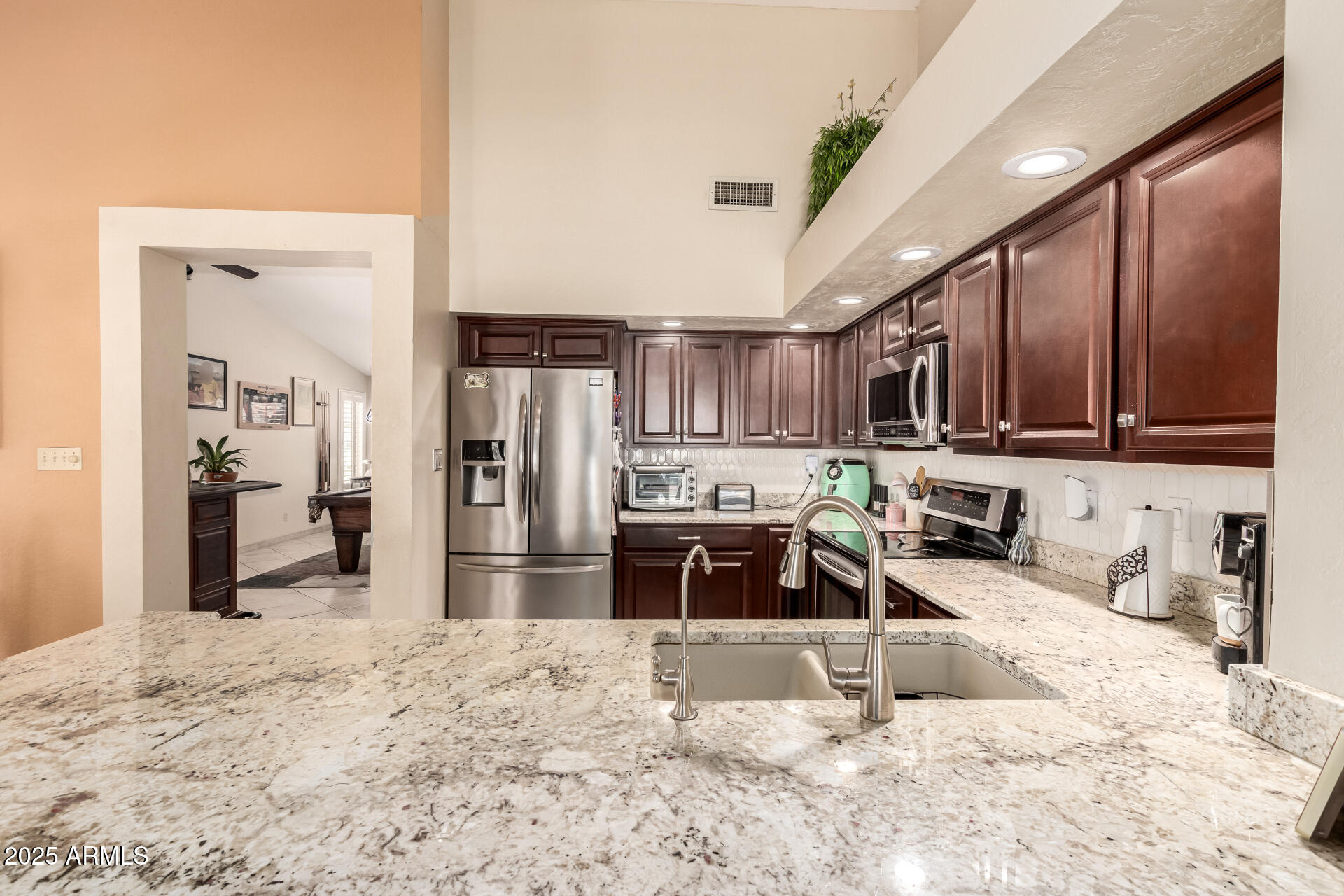 5342 E GREENWAY Street