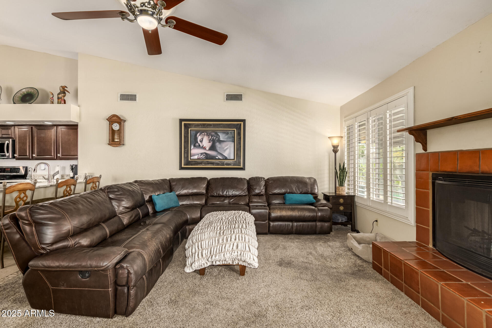 5342 E GREENWAY Street