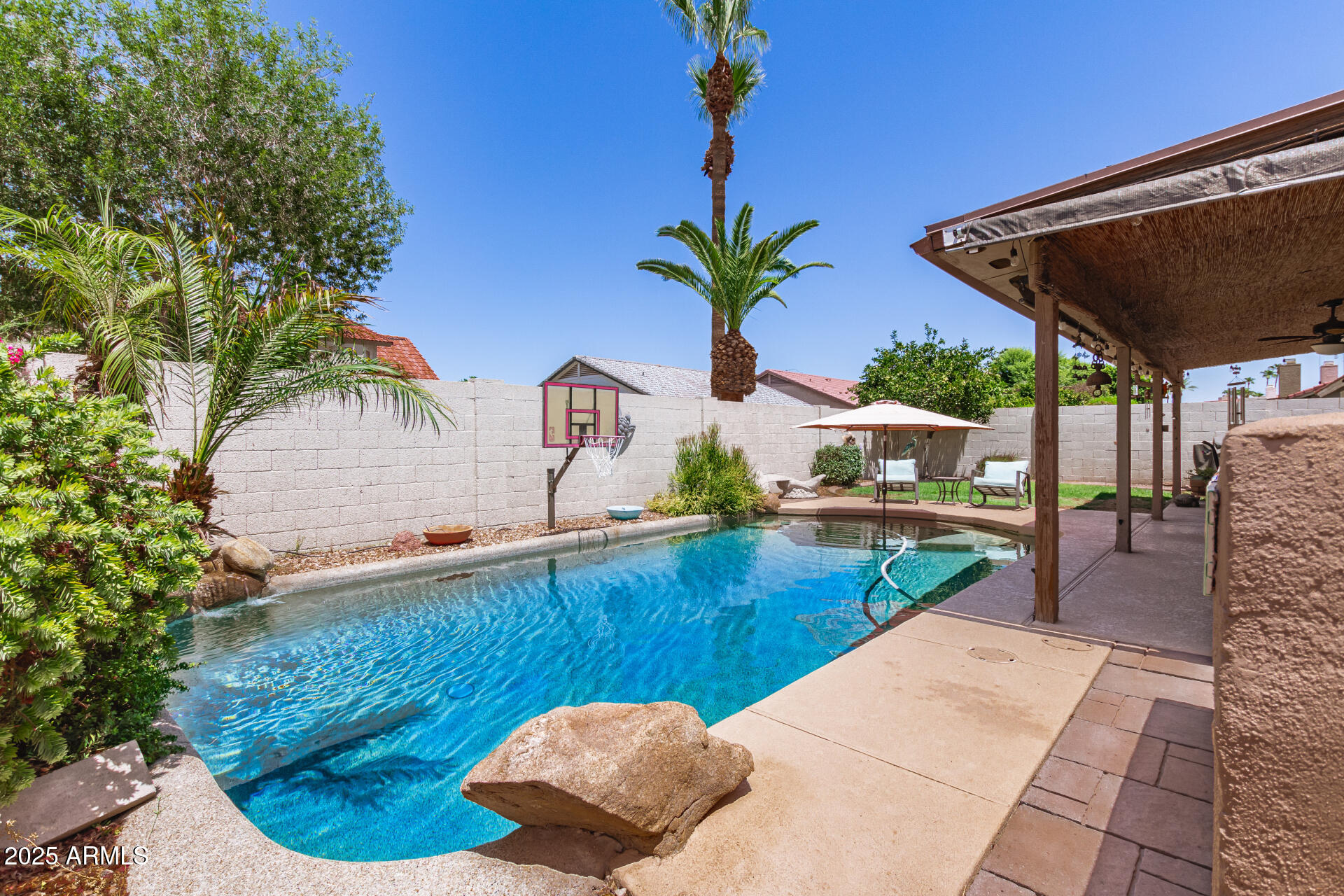 5342 E GREENWAY Street