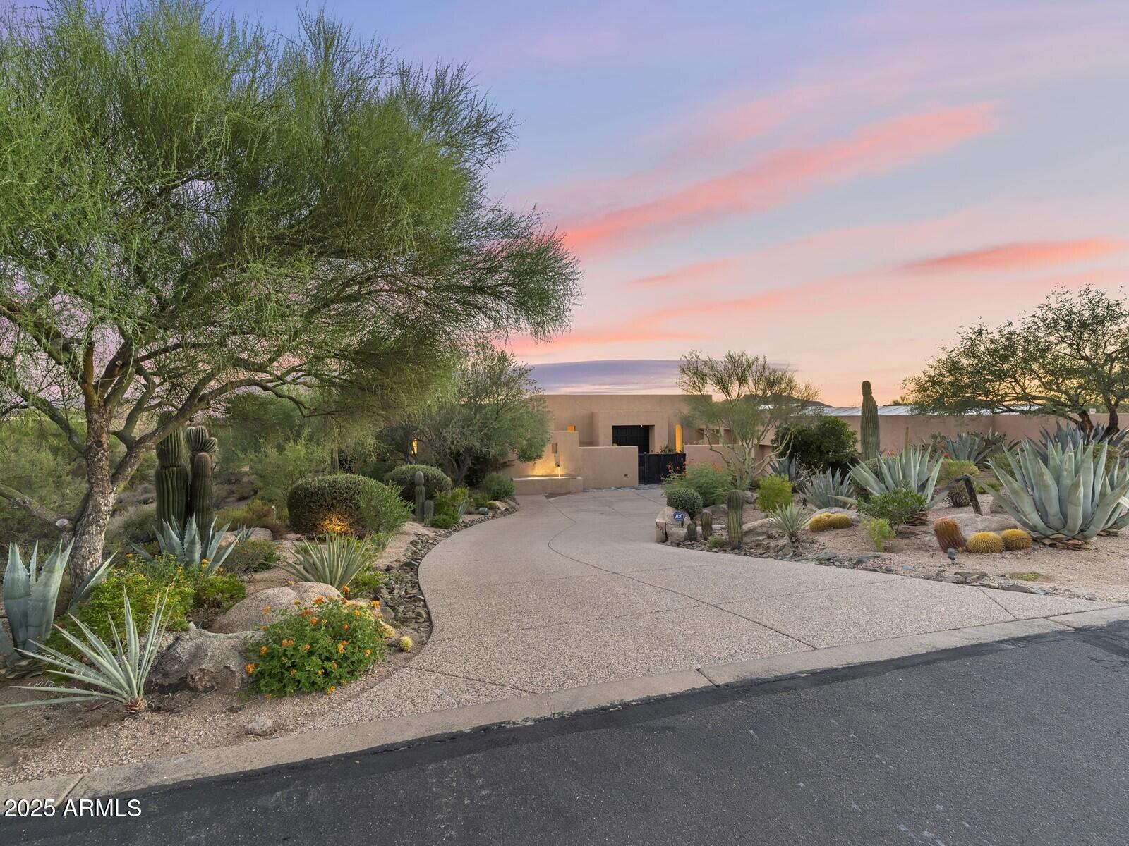 9191 E HAPPY HOLLOW Drive