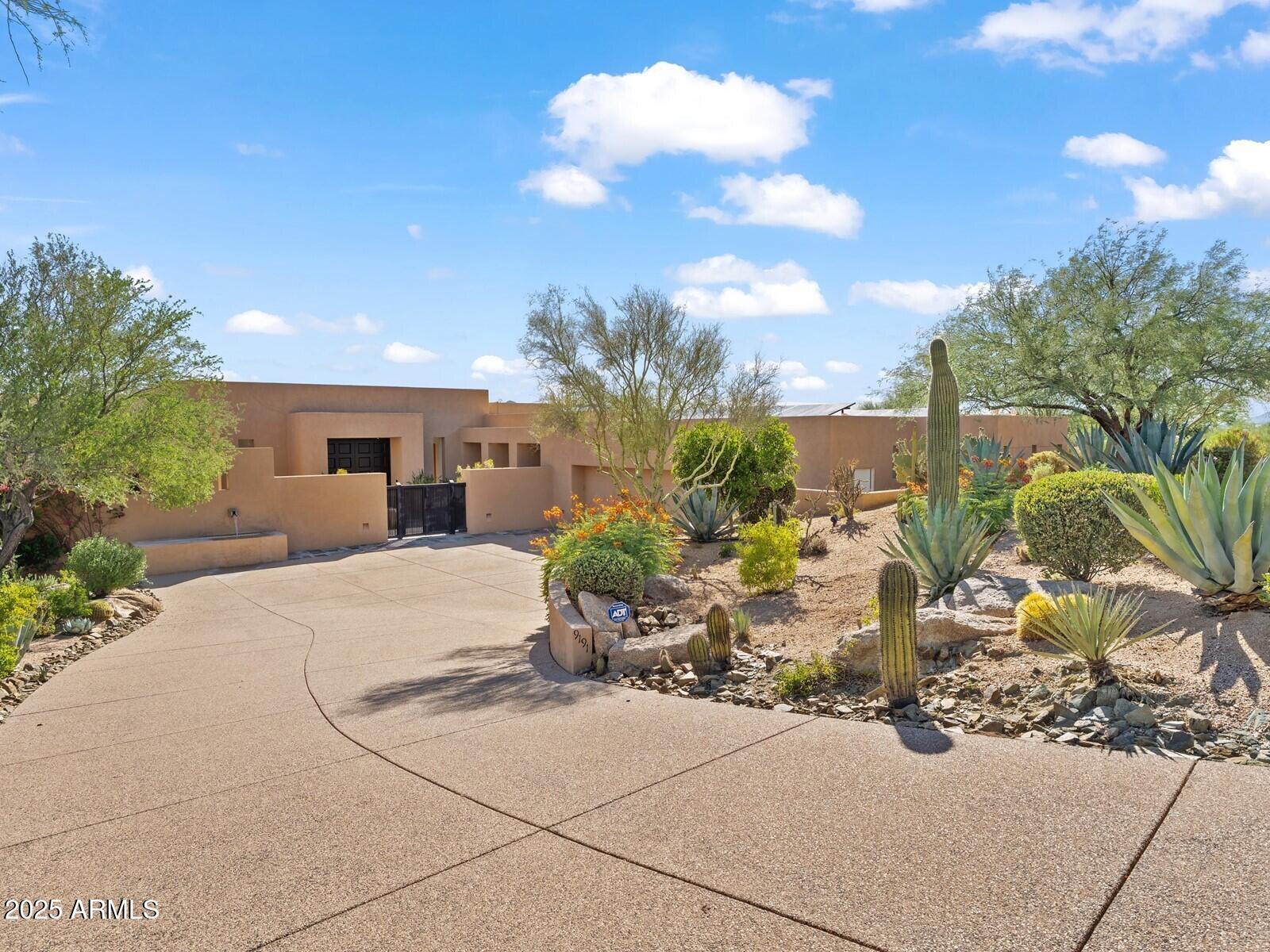 9191 E HAPPY HOLLOW Drive