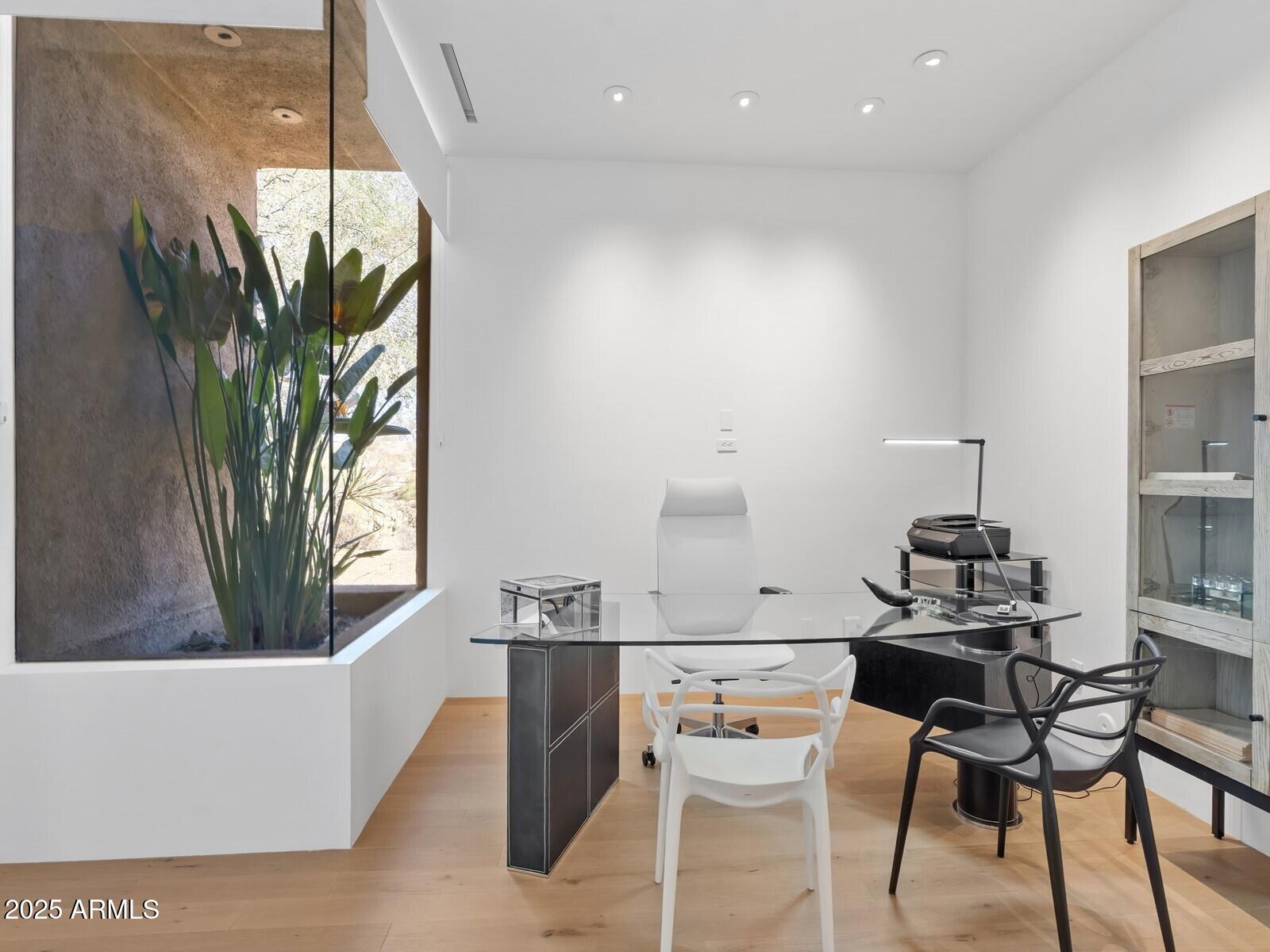 9191 E HAPPY HOLLOW Drive