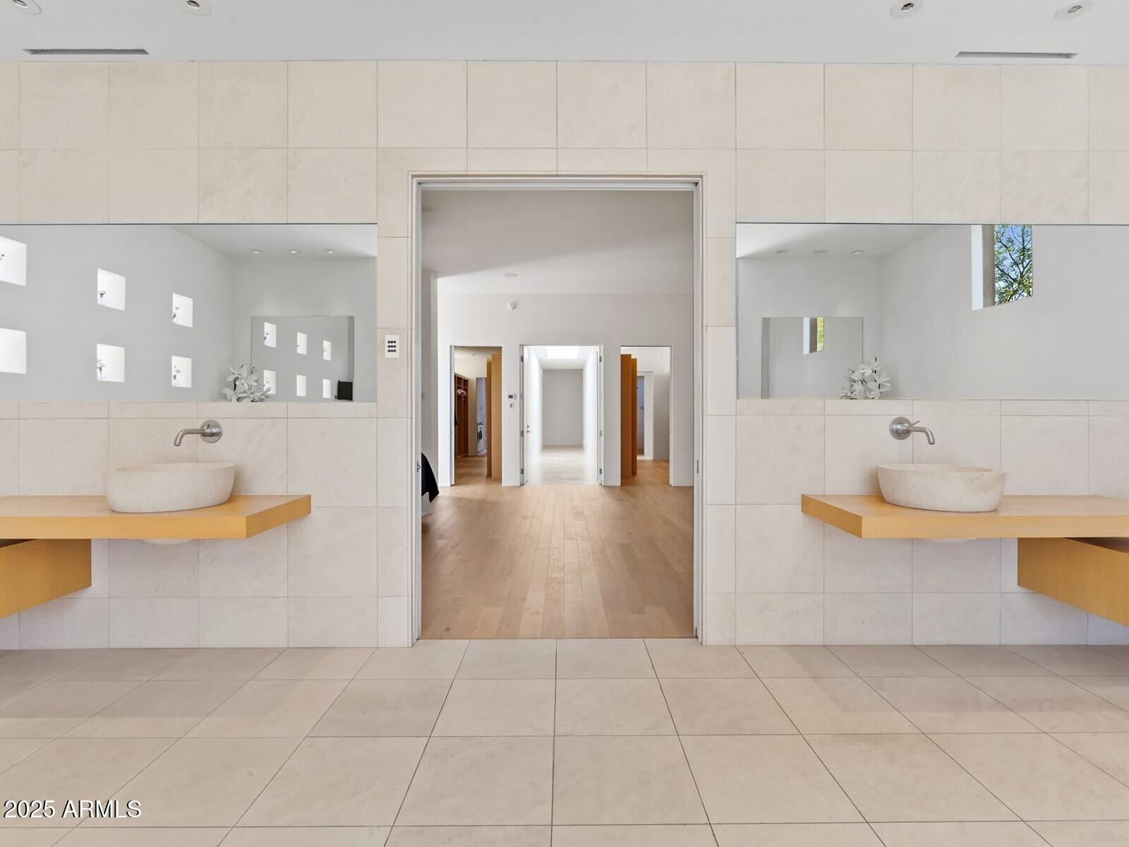 9191 E HAPPY HOLLOW Drive