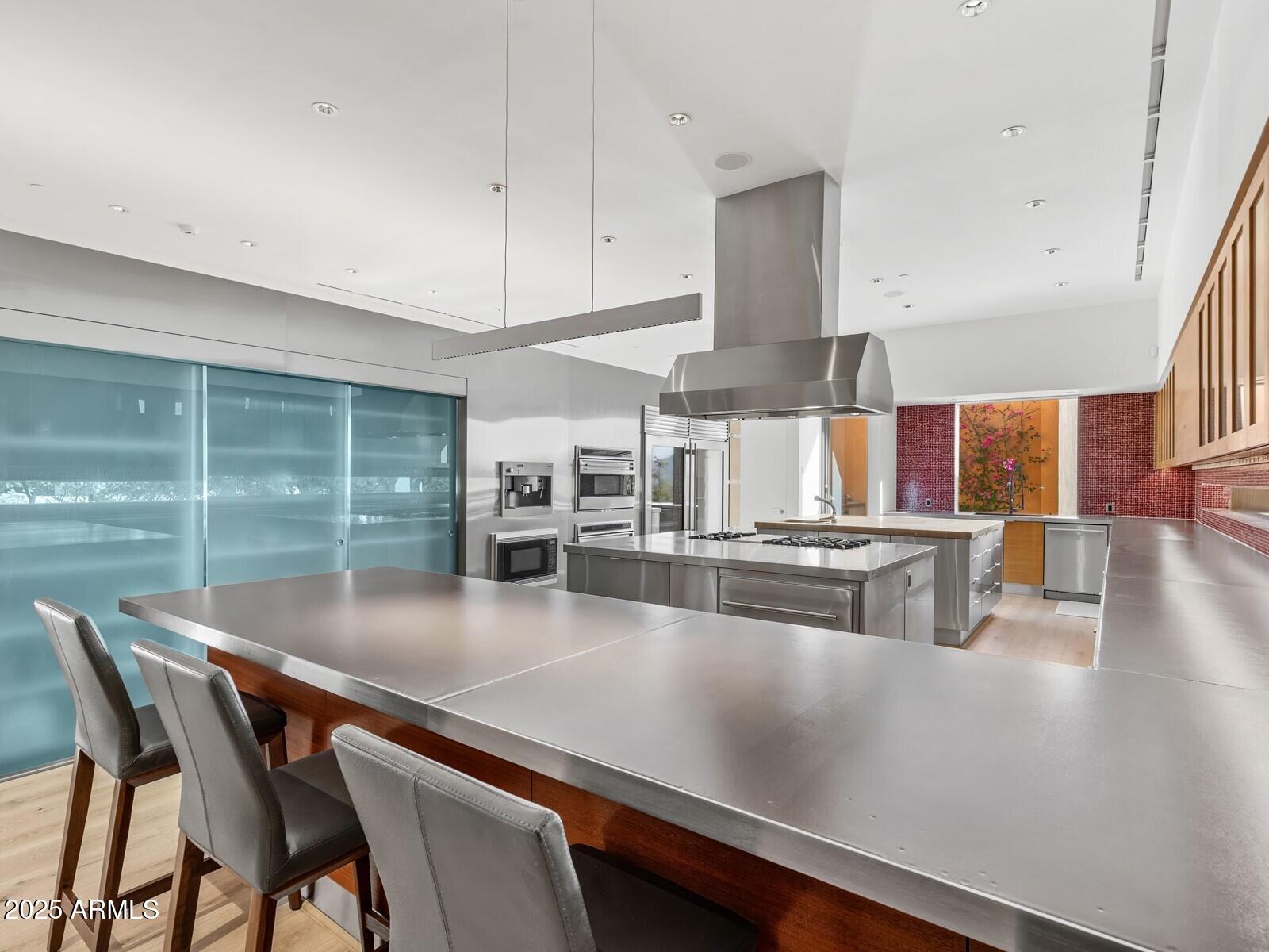 9191 E HAPPY HOLLOW Drive