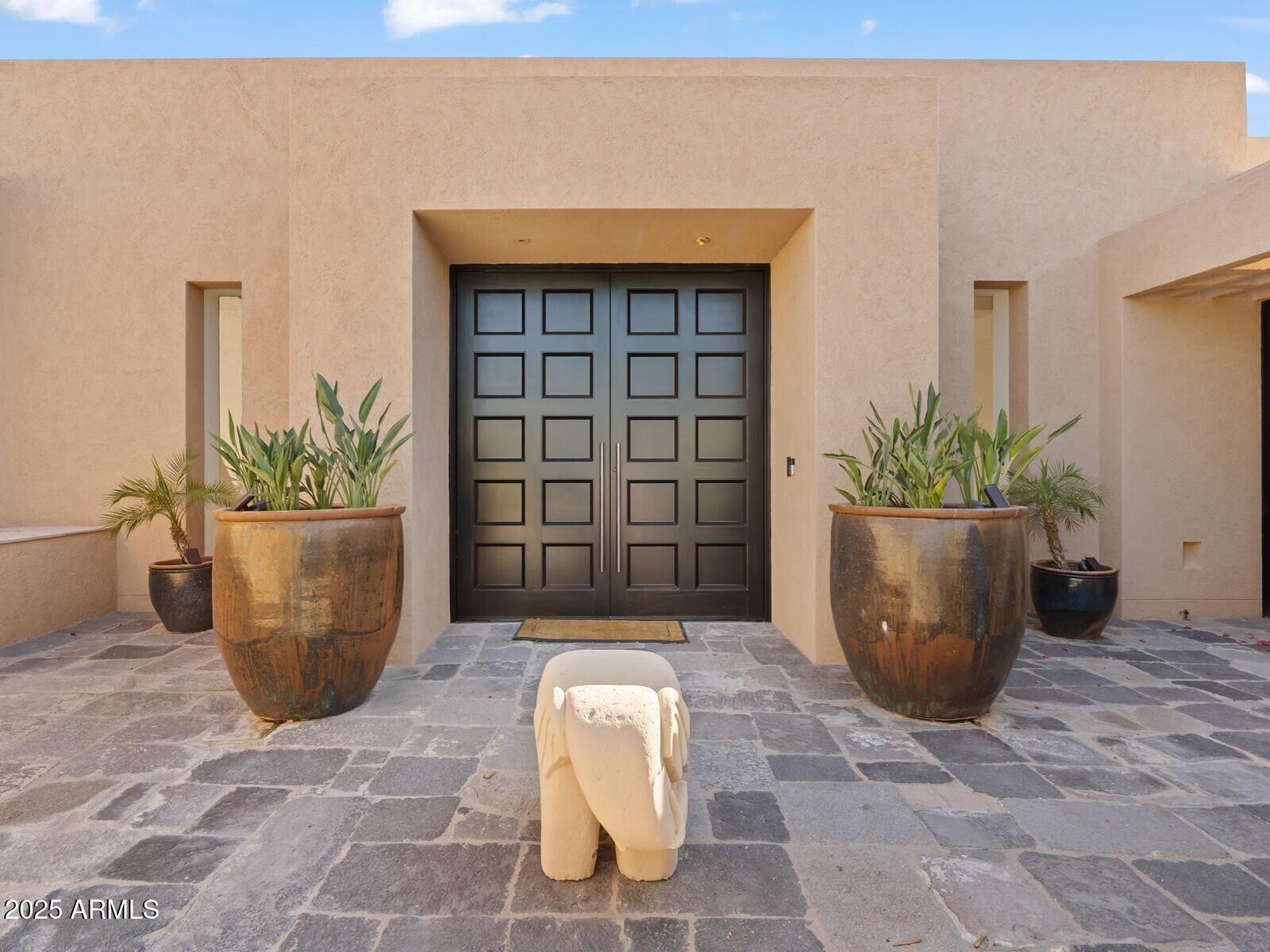 9191 E HAPPY HOLLOW Drive